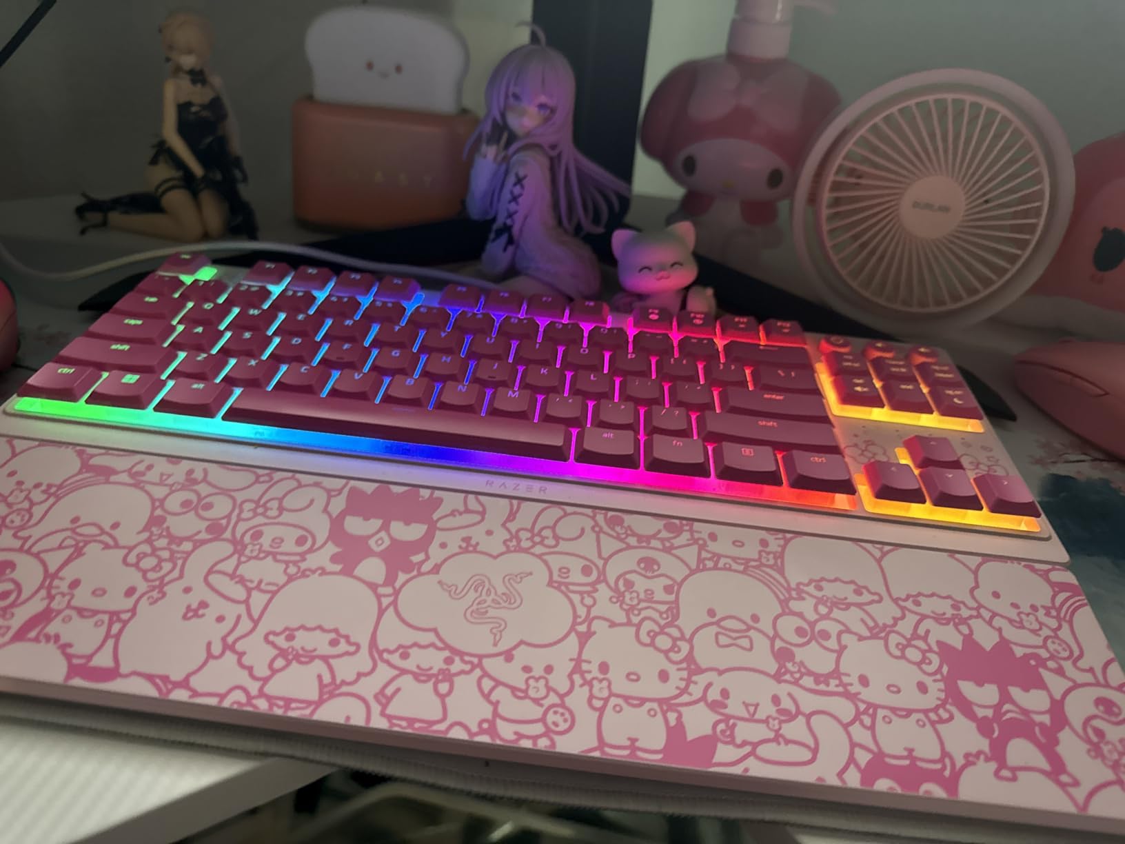 Razer Ornata V3 TKL Gaming Keyboard, Low-Profile Keys, Black | Mecha-Membrane Switches, UV-Coated Keycaps, Backlit Media Keys, 8-Zone RGB Lighting, Spill-Resistant, Magnetic Wrist Rest customer photo 1