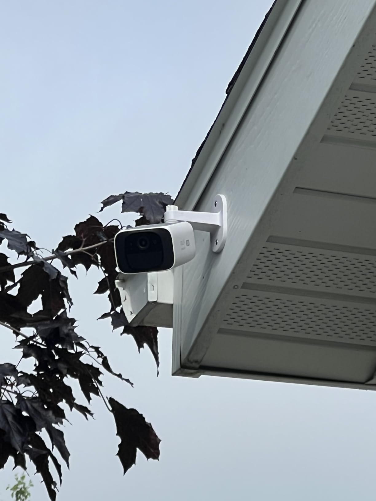 eufy Security SoloCam S220, Solar Security Camera, Wireless Camera Outdoor | 2K Resolution, Continuous Power, Built-in 8GB, No Subscription, HomeBase 3 Compatible, for Outdoor Surveillance customer photo 2