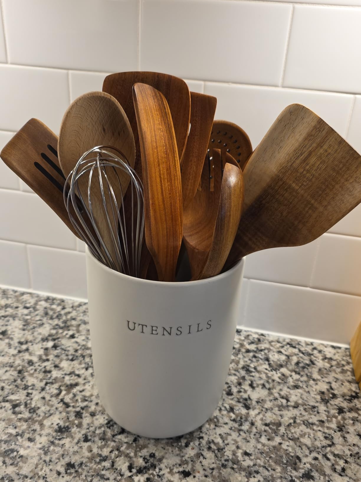 Wooden Spoons for Cooking - 8-Piece Wooden Kitchen Utensil Set made of Natural Solid Wood Material - Includes Spoons, Spatulas, Ladles, Mixing Spoon and Utensil Holder customer photo 1