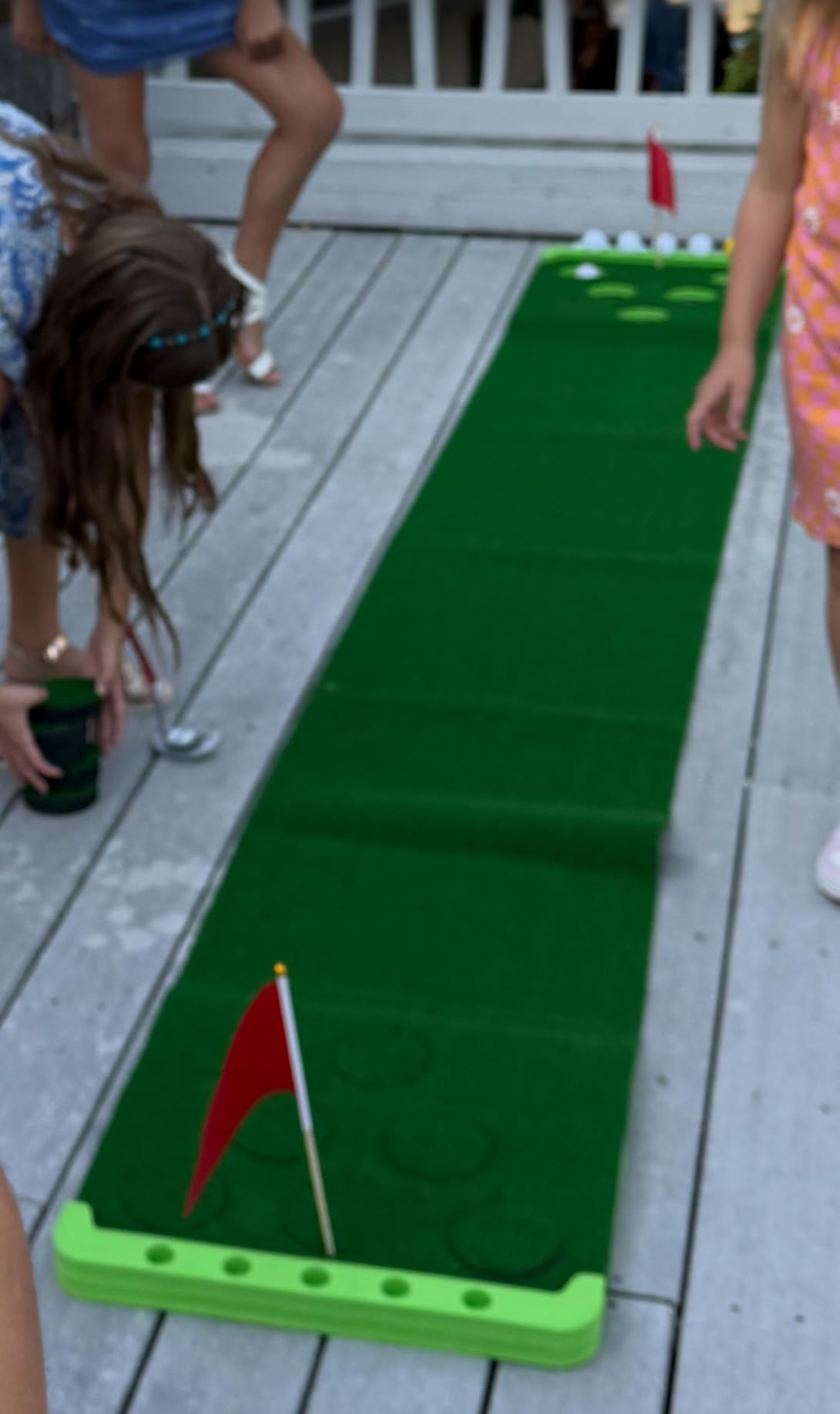 Golf Putting Game Set with Front Border for Indoor & Outdoor,Golf Putting Green Mat Include 4 Balls,1 Portable Bag,2 Flags&Cups,Practice Training Aid for Backyard,Party,Office customer photo 2