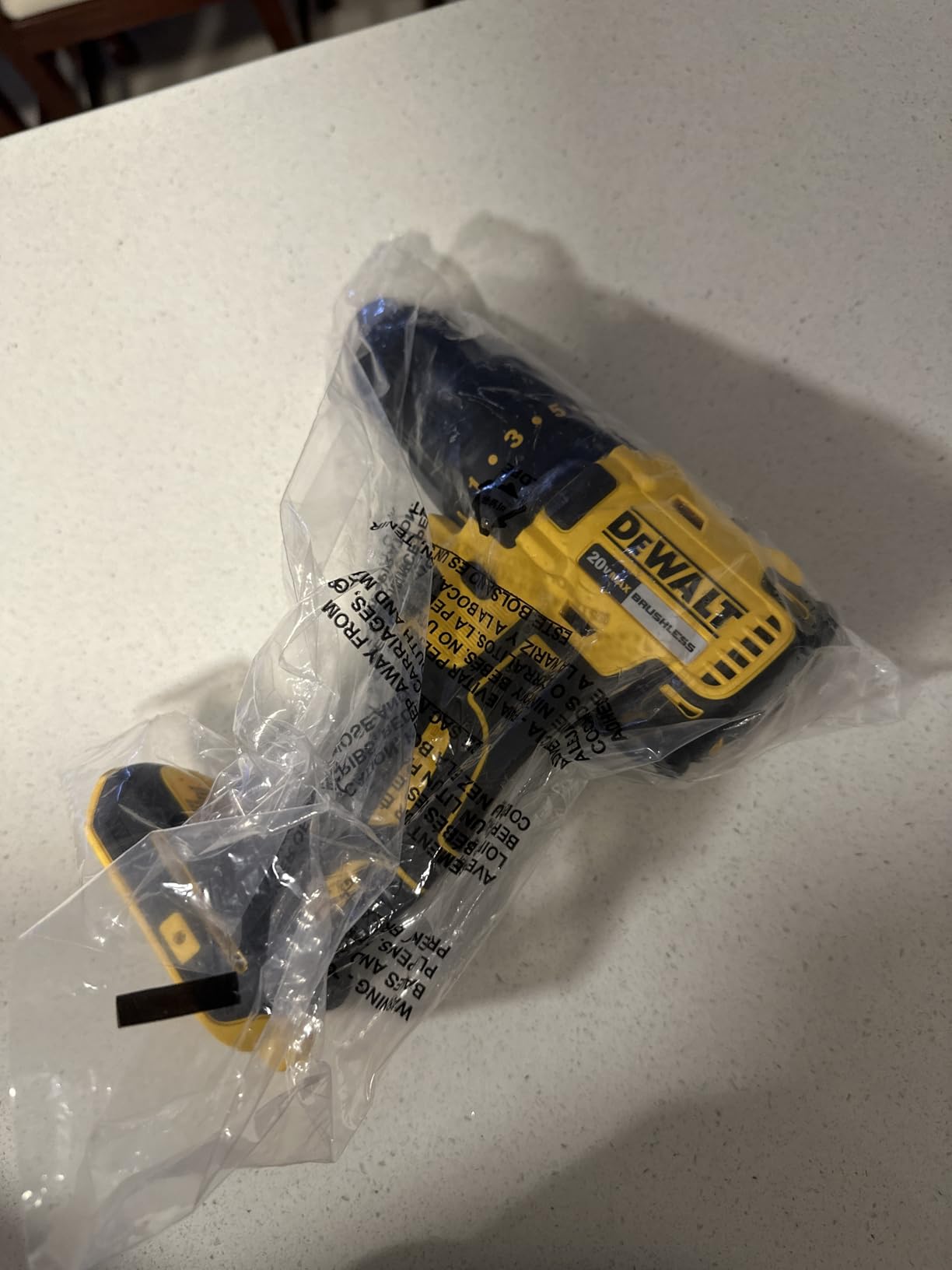 DEWALT 20V MAX Cordless Drill Driver Set, Electric Drill, Brushless 1/2 In 2 Speed, 2.0 Ah Battery and Charger Included, LED Light (DCD777D1) customer photo 1