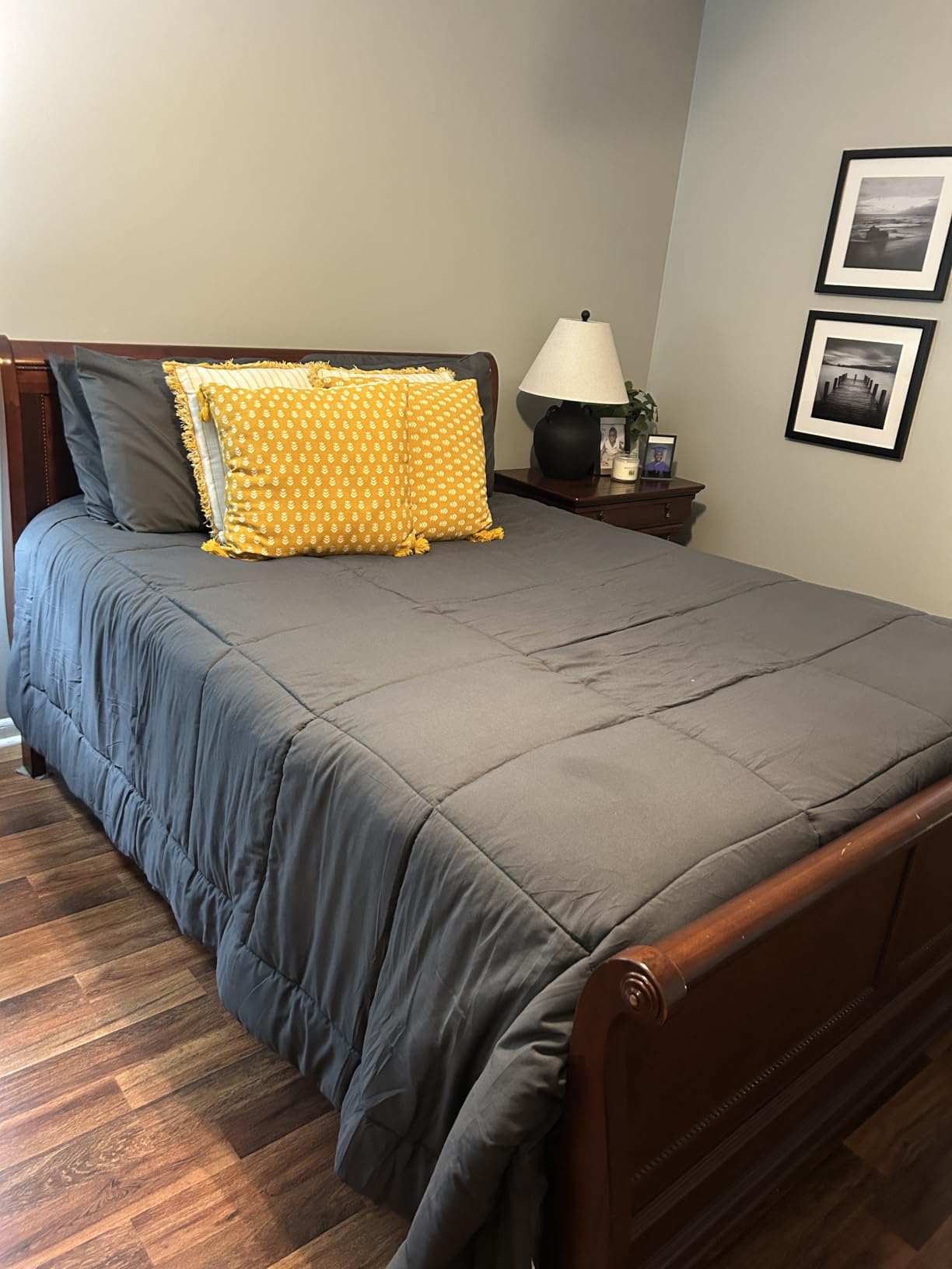 Queen Comforter Set Black - 7 Pieces Bed in a Bag | OEKO-TEX Certified, All-Season, Bedroom, Guest Room, Down-Alternative Comforter + Flat & Fitted Sheets + 4 Pillowcases customer photo 1