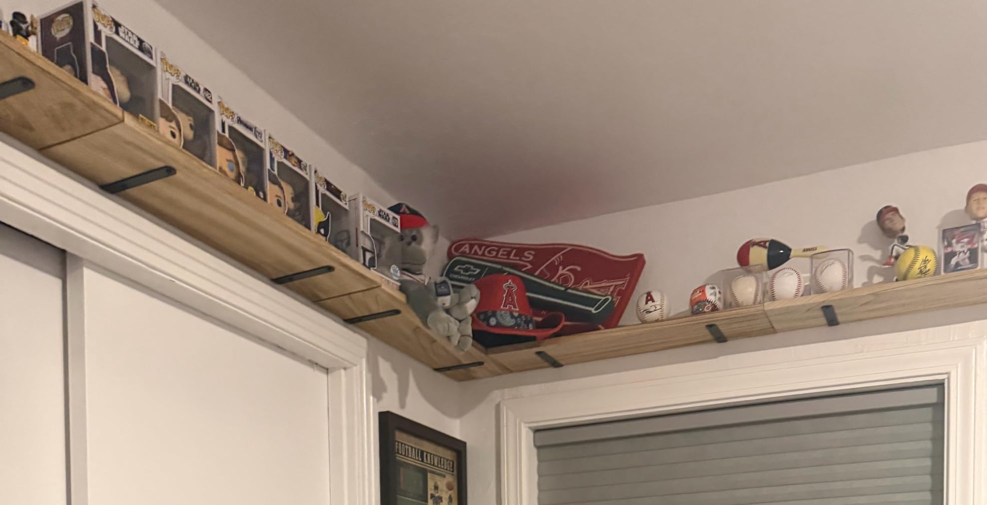 WOPITUES Wood Floating Shelves Set of 6, Shelves for Wall Decor, Farmhouse Shelf for Bedroom, Bathroom Storage Shelves, Book Shelves for Living Room - Rustic Brown customer photo 1