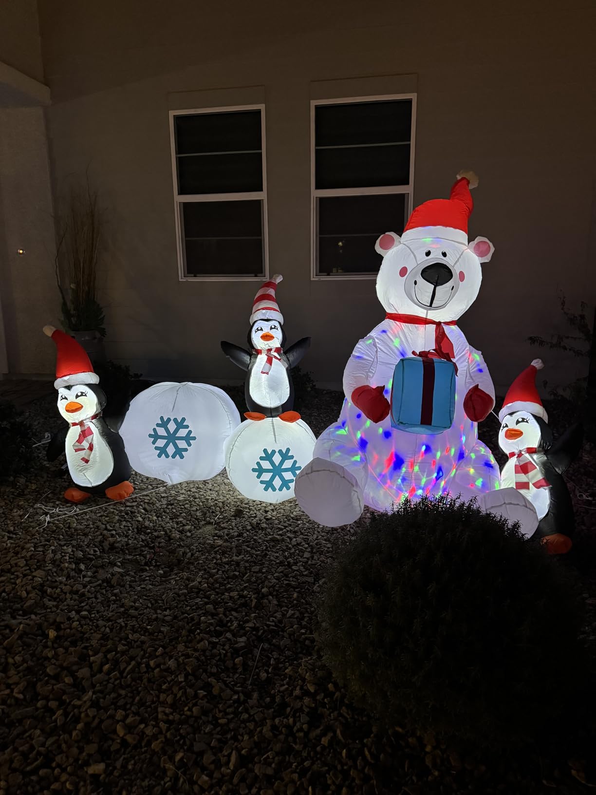 10ft Christmas Inflatable Outdoor Decoration Inflatable Yard Decoration Inflatable Santa Claus and Snowman Arch Decoration Built-in LED Lights for Christmas Holiday Party, Garden Decoration customer photo 2
