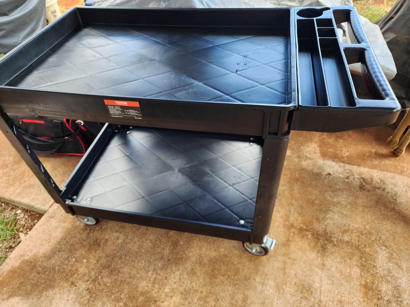 VEVOR Utility Service Cart 2 Shelf 550 lbs Heavy Duty Plastic Rolling Cart, 360 Swivel Wheels, Large Lipped Shelf, Ergonomic Storage Handle customer photo 2