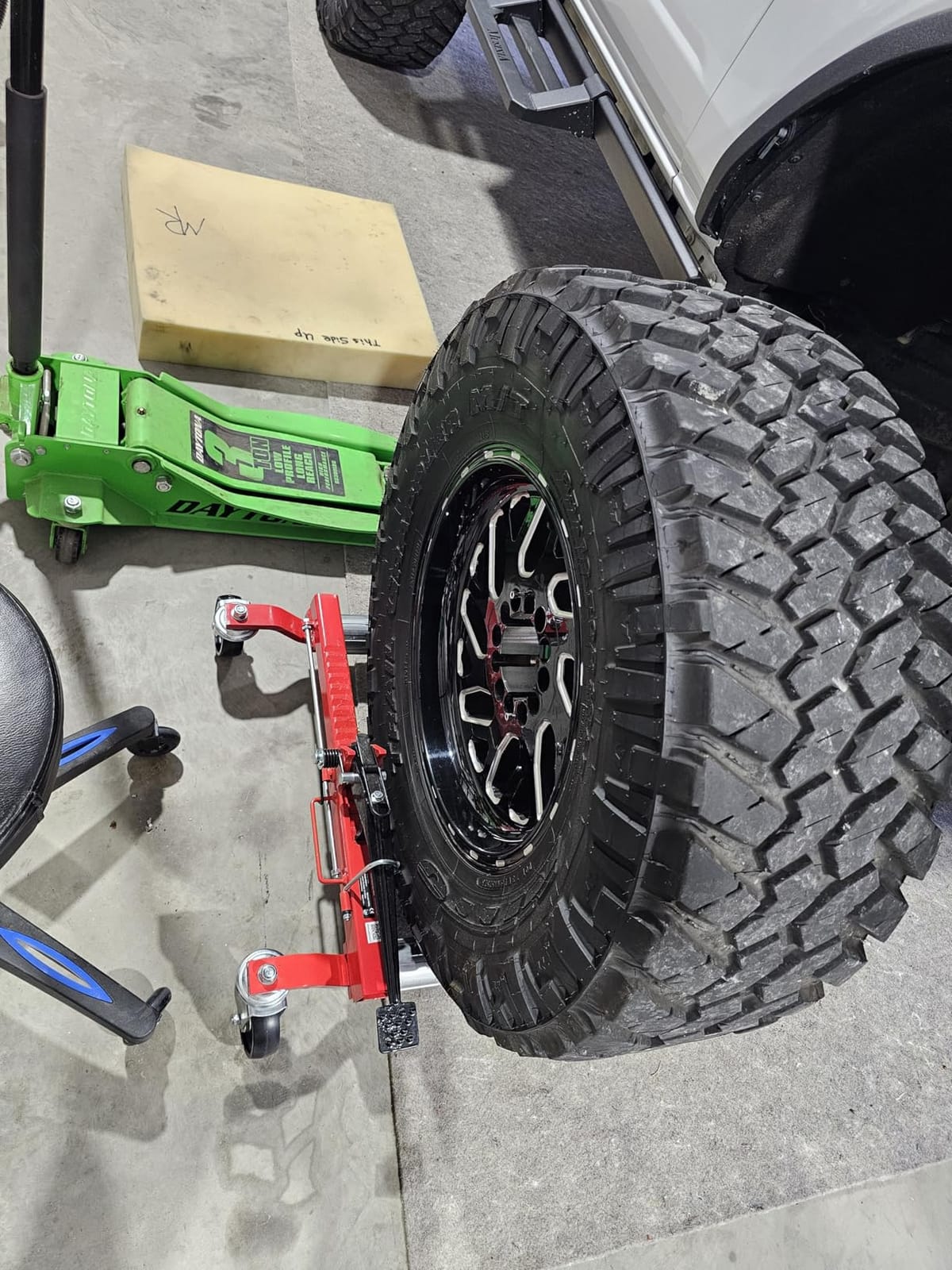 VEVOR Car Wheel Dolly, 6000 lbs/2722 kg Car Moving Cart with Brakes, Set of 4 Piece, Heavy-Duty Vehicle Dolly, Moving Cars, Trucks, Trailers, Motorcycles, and Boats customer photo 2