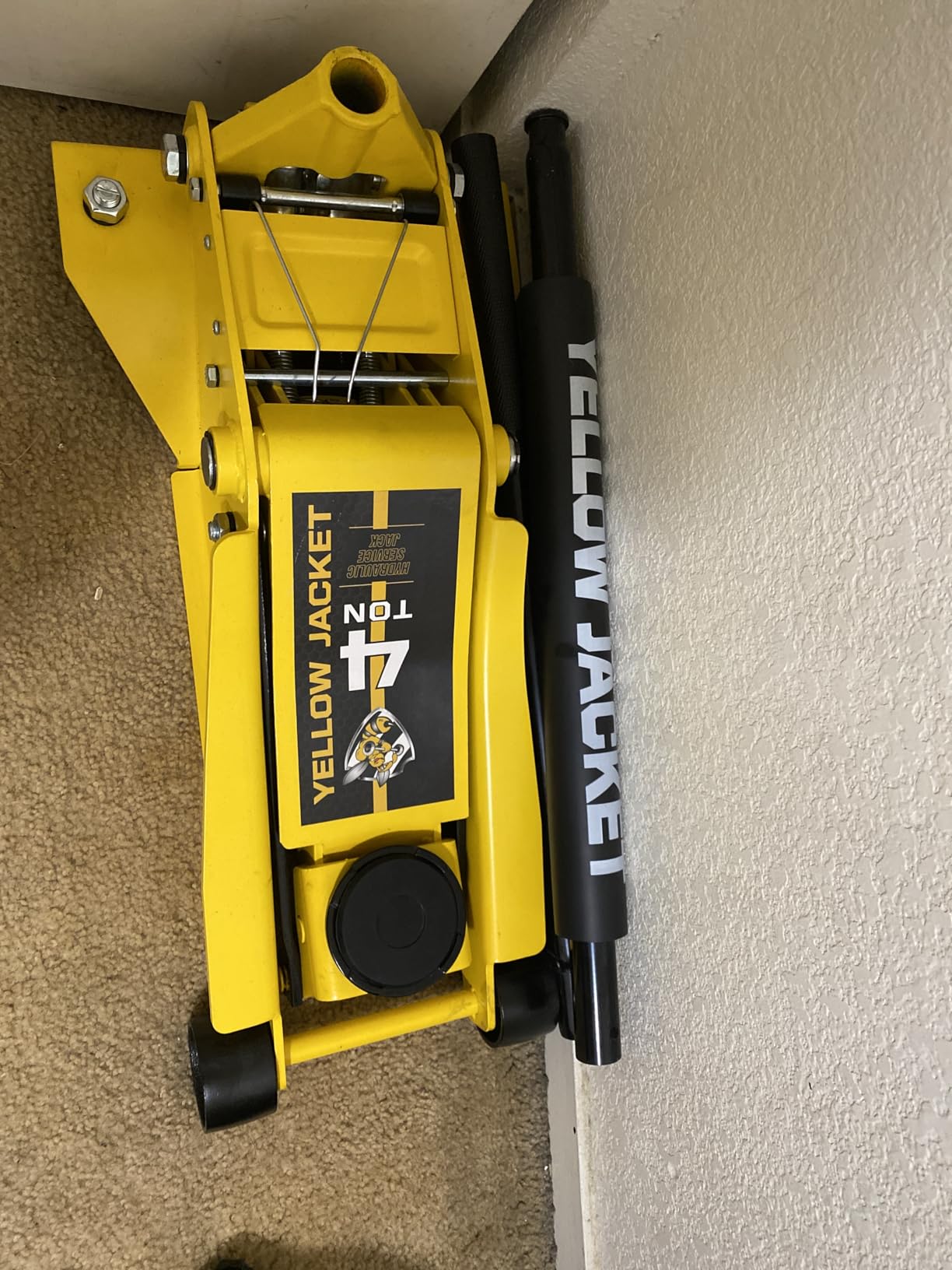 YELLOW JACKET Low Profile Floor Jack with Dual Pumps Quickly Lift Hydraulic Car Jack, 4 Ton (8,800 lb) Capacity customer photo 1