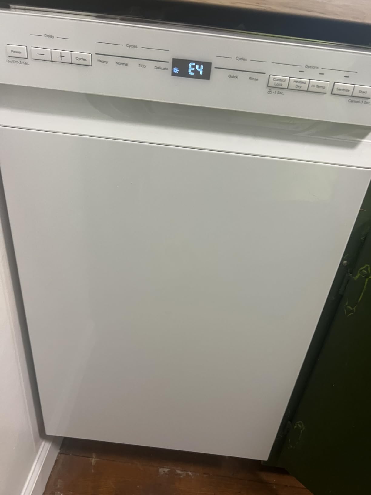 Midea 18 Inch Built-in Dishwasher, 8 Place Settings, Stainless Steel Tub | 6 Washing Cycles, Energy Star Certified with Heated Dry & High-Temp Wash, Slim Quiet for Apartments, and RVs, White customer photo 2