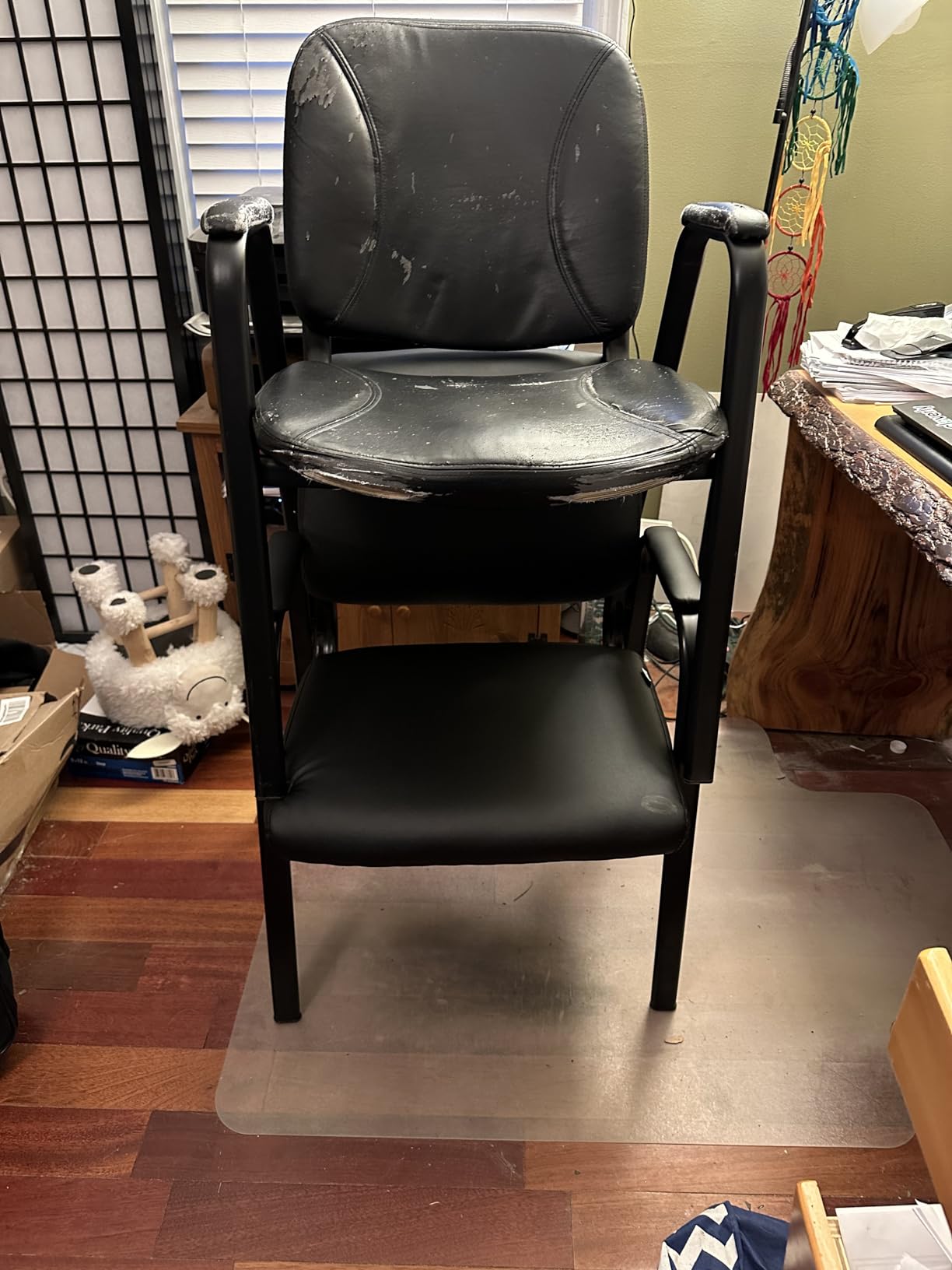 Oline Leather Guest Chair with Padded Arms, Reception Meeting Conference Waiting Room Lobby Big and Tall Executive Office Chair, Black (1 Pack) customer photo 2