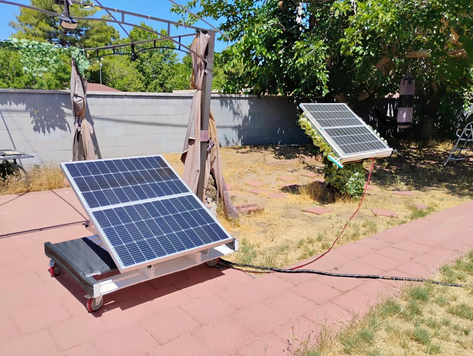 ECO-WORTHY 2pcs 100 Watt Solar Panels Monocrystalline Solar Panel for 12V/24V Battery RV Marine Boat and Other Off-Grid Applications, 2-Pack 100W | IP68 Waterproof, 16BB customer photo 2