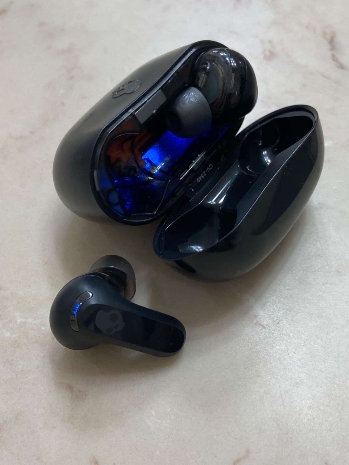 Rail ANC Active Noise Cancelling Wireless Earbuds - True Black customer photo 2