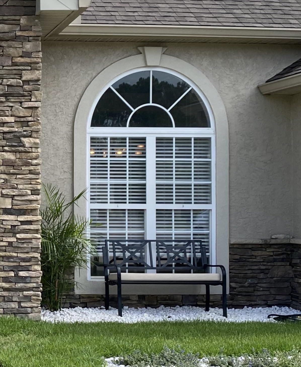 Outdoor Bench Garden Bench, Weatherproof Anti-Rust Heavy-Duty Outside Benches Clearance, Wrought Iron Metal Bench for Front Porch, Patio, Park customer photo 1