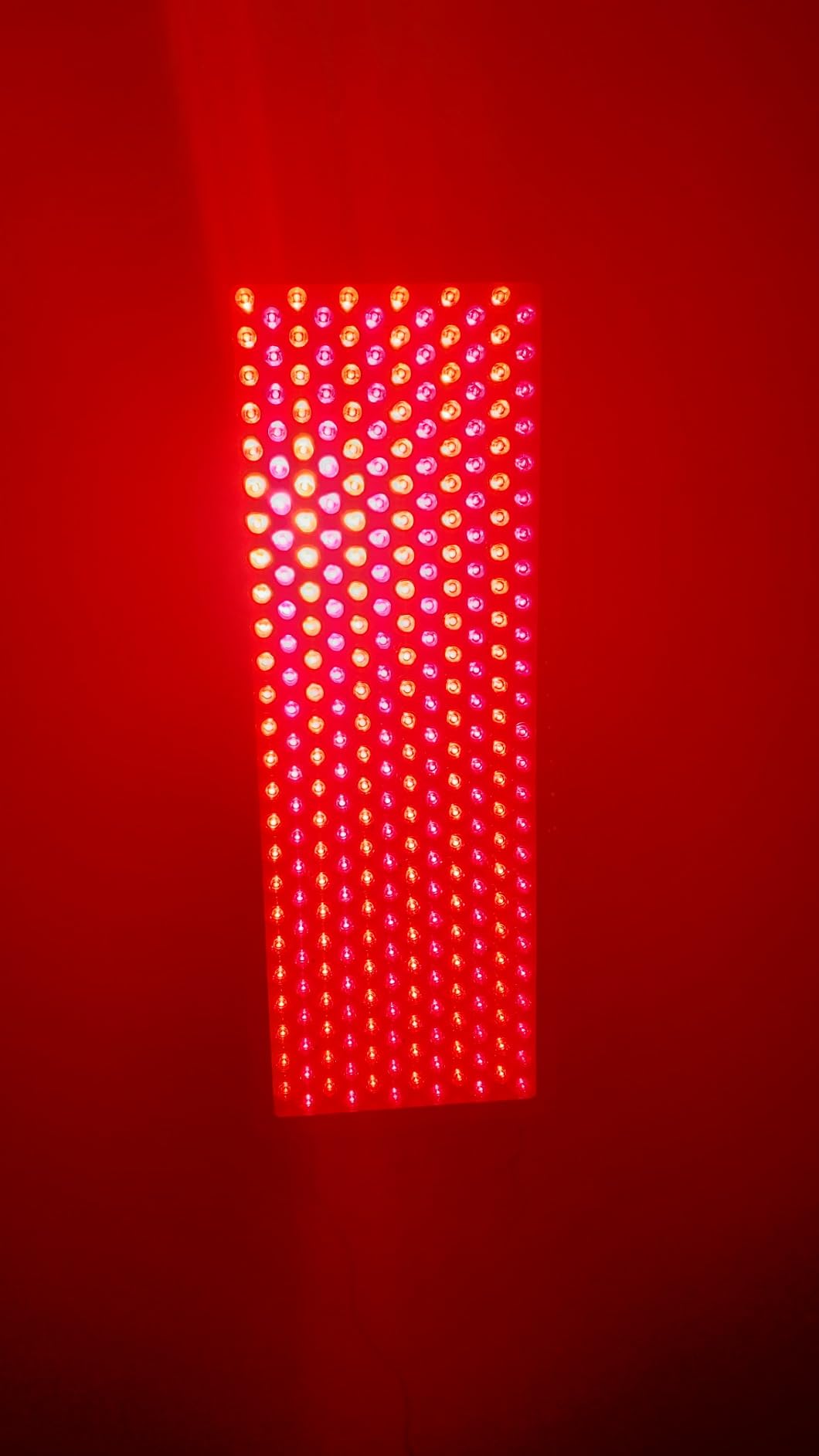 BestQool Red Light Therapy Panel, FSA-HSA 4 Wavelengths Full Body, 470W | 630-940nm Infrared Light Therapy, 300 LEDs Elite Grade Dual Chip, Large LED Light Lamp for Body, Face at Home, Modular Design customer photo 2