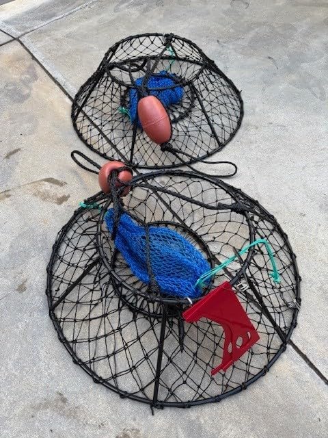 QualyQualy Crab Ring Trap Hoop Net 1/2-Pack, Heavy Duty Saltwater Crab Nets for Crabbing Lobster, Dungeness and Blue Crabs, Folded Crab Cage Pots Kit with Buoy, Bait Bag, Rope and Gloves customer photo 1