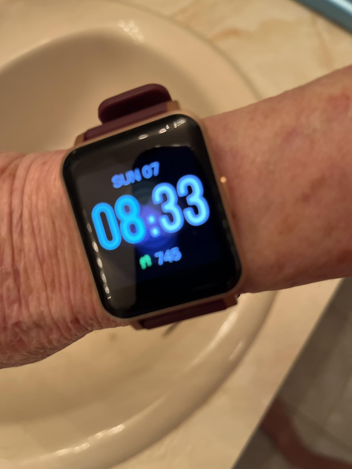Fitness Tracker Watch with Heart Rate, Activity Tracker, Pedometer Watch | Step Counter, Heart Rate Monitor, Sleep Monitor, Alarm Clock, Stopwatch, Fitness Tracker, IP68 Waterproof Smart Watches customer photo 1