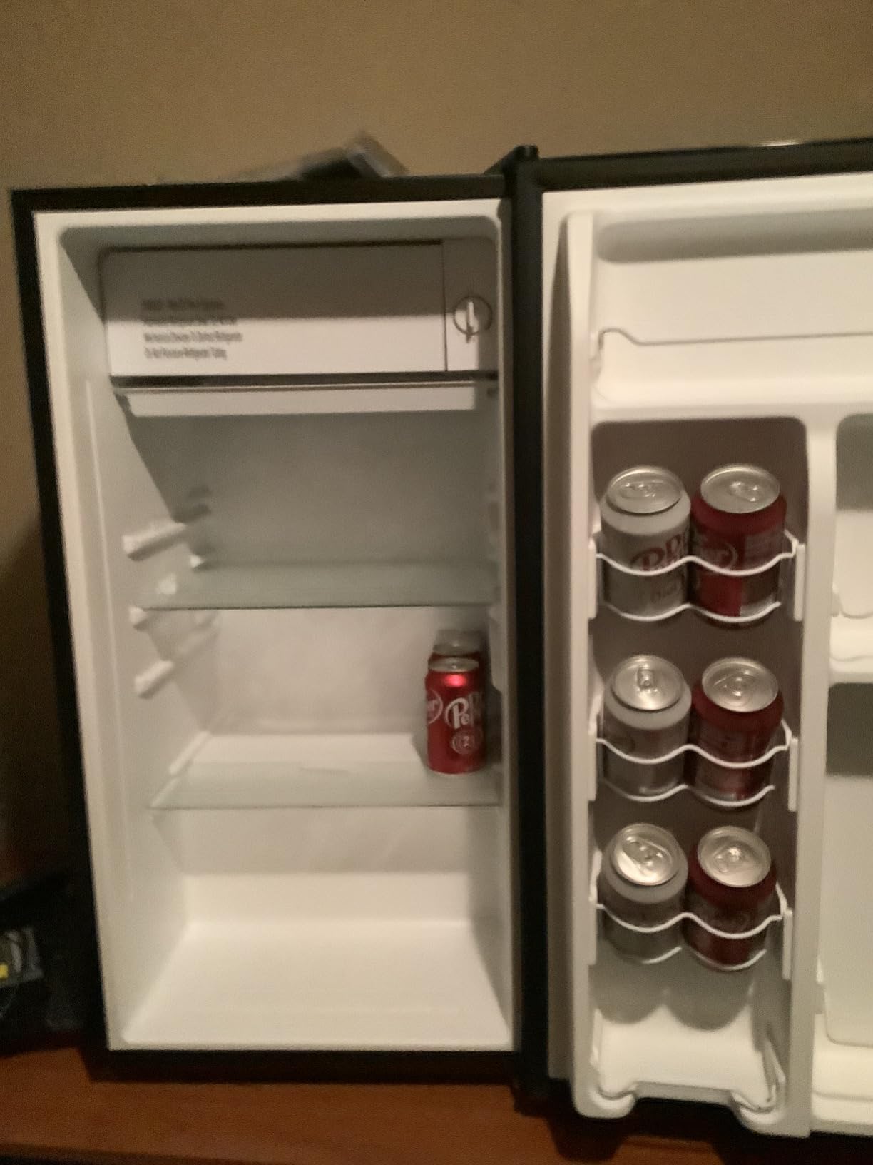 Igloo 3.2 Cu.Ft. Mini Fridge with Freezer - Single Door Compact Refrigerator with Glass Shelves for Homes, Dorms & Offices customer photo 1