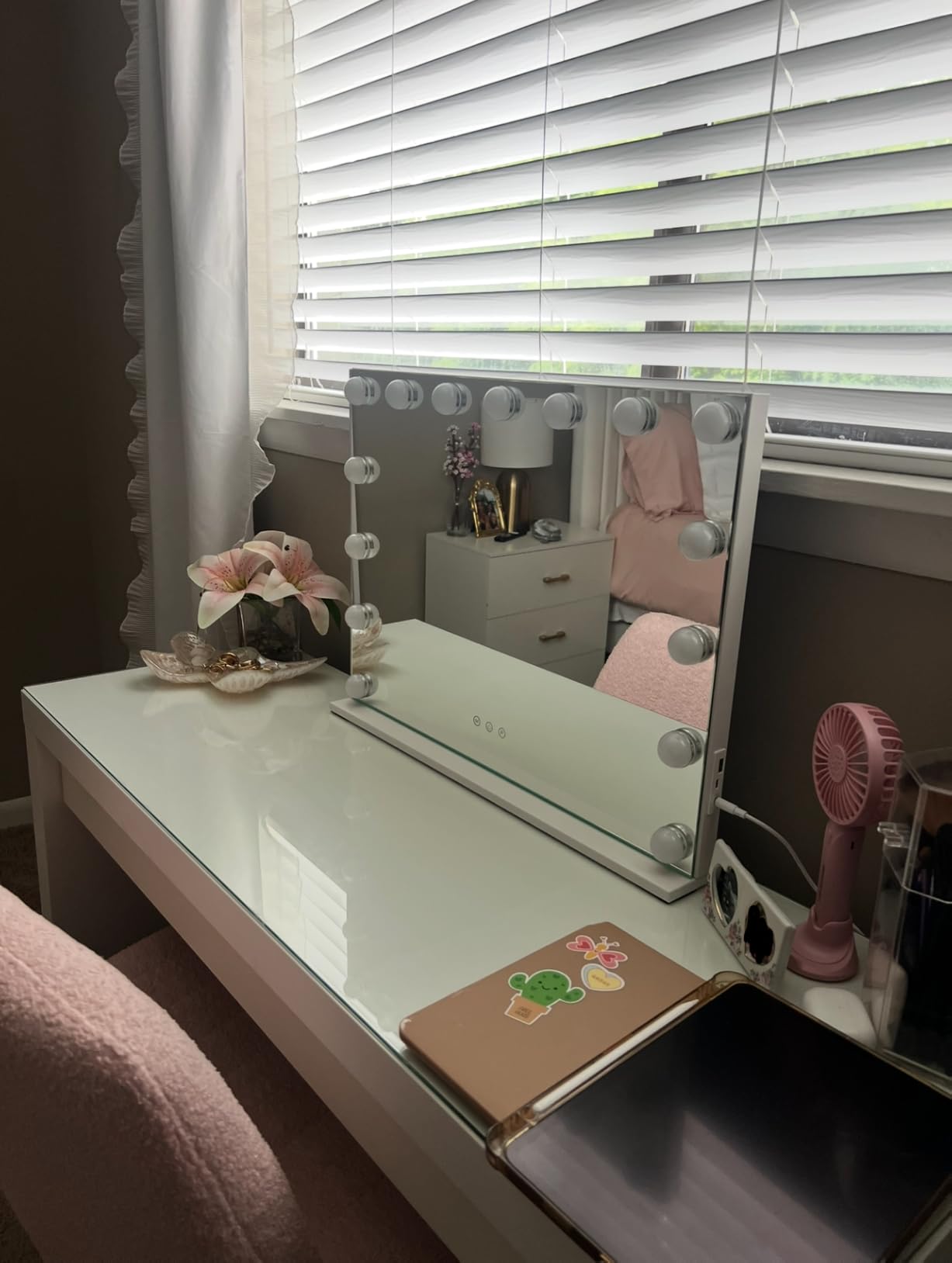 Ratsamee Hollywood Vanity Mirror with Lights, 23