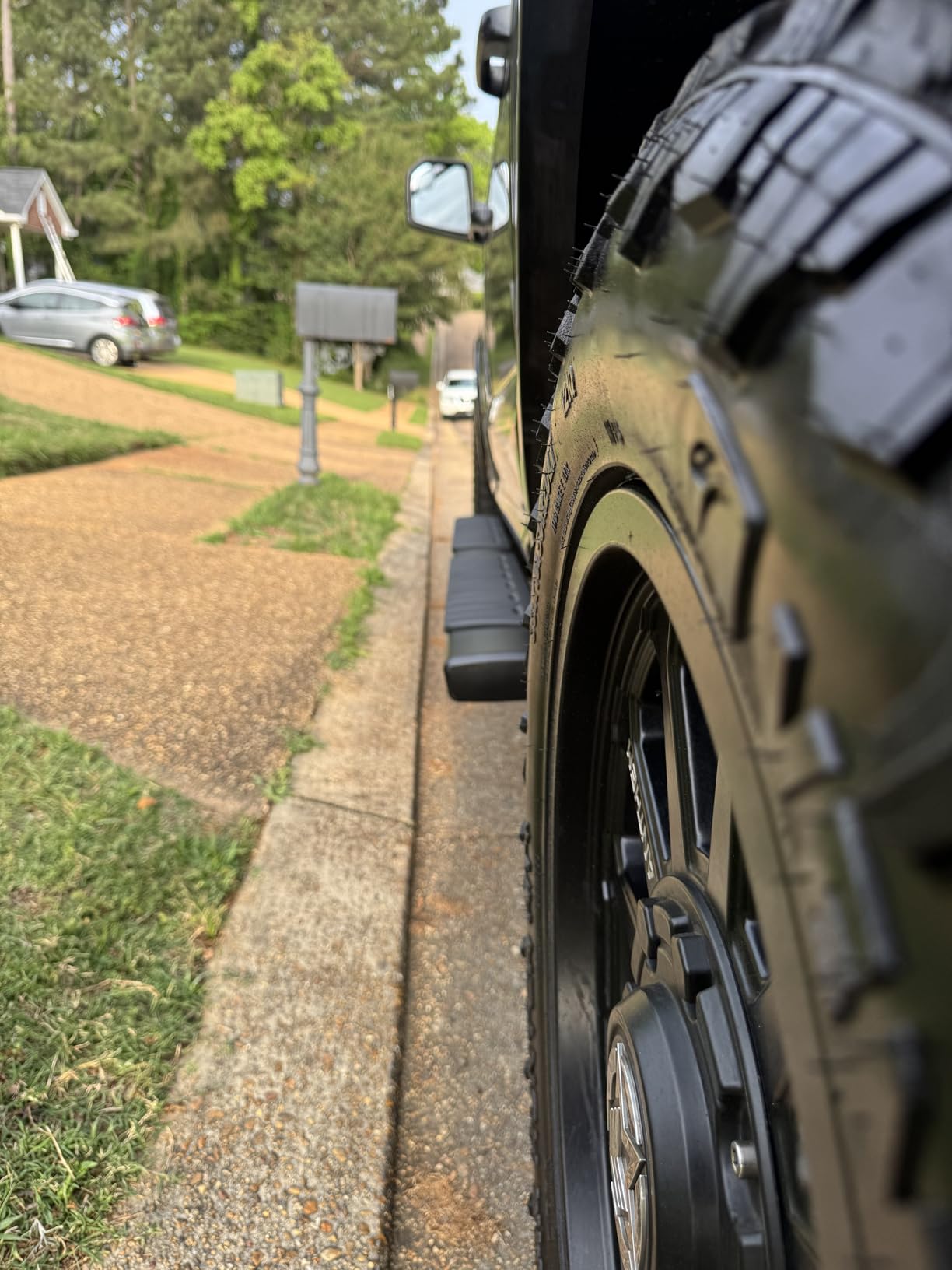 AUTOSAVER88 6 Inches Running Boards for 15-26 Ford F150 SuperCrew Cab | Fit 17-26 F250 F350 Crew Cab, 6In Aluminum Side Steps, 450Lbs Truck Nerf Bars, Black Textured Step Rails, Grooved Anti-Slip customer photo 2
