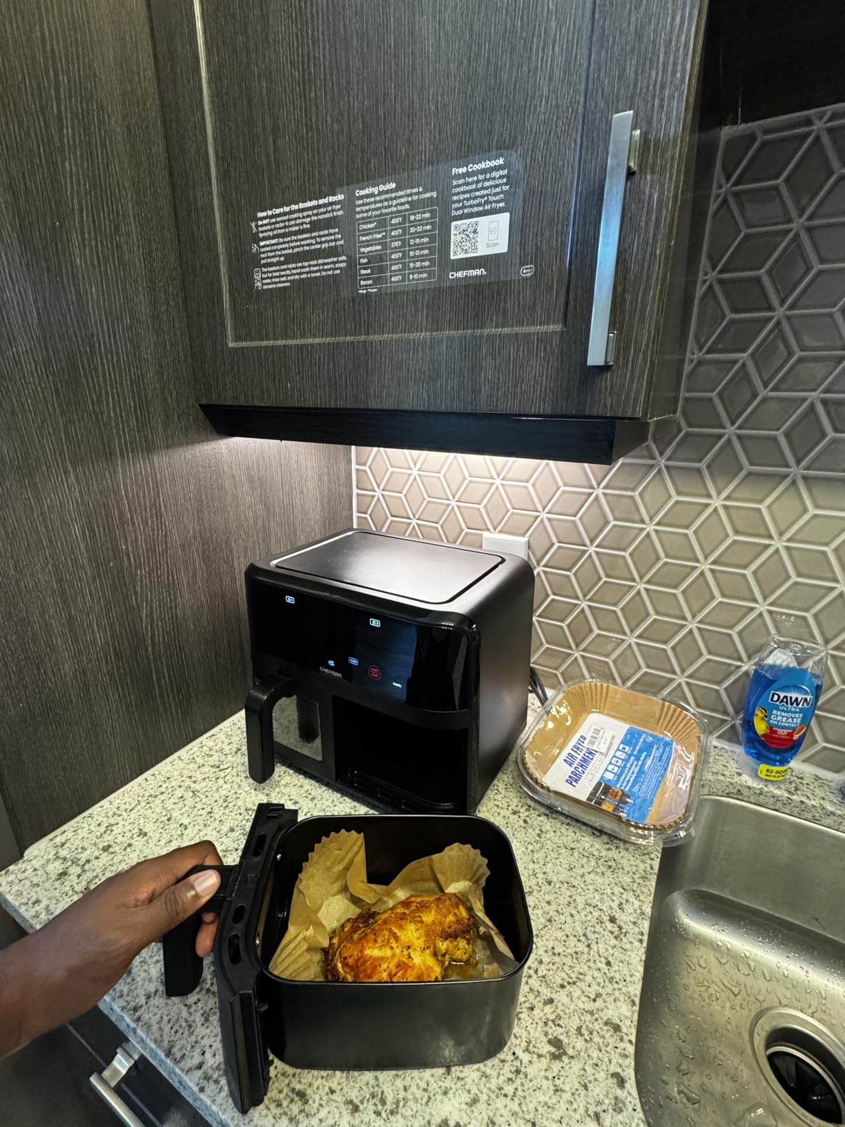 CHEFMAN 6 Quart Dual Basket Air Fryer Oven with Easy View Windows, Sync Finish, Hi-Fry, Auto Shutoff, 2 Independent 3Qt Nonstick Dishwasher Safe Frying Baskets, Digital Double Air Fryer - Black customer photo 1