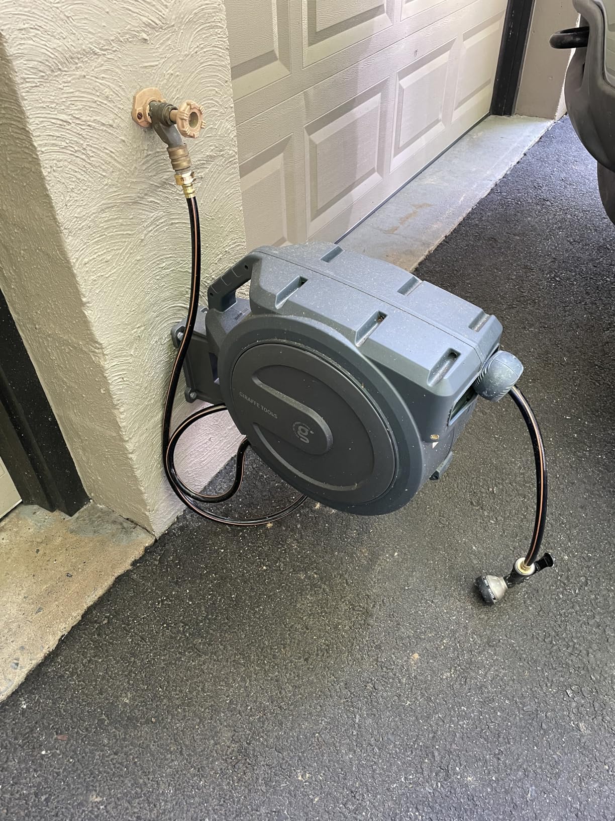 Giraffe Tools Garden Hose Reel Cart with Wheels, Heavy Duty Metal Water Hose Reel Cart, 200 ft of 1/2 Capacity customer photo 2