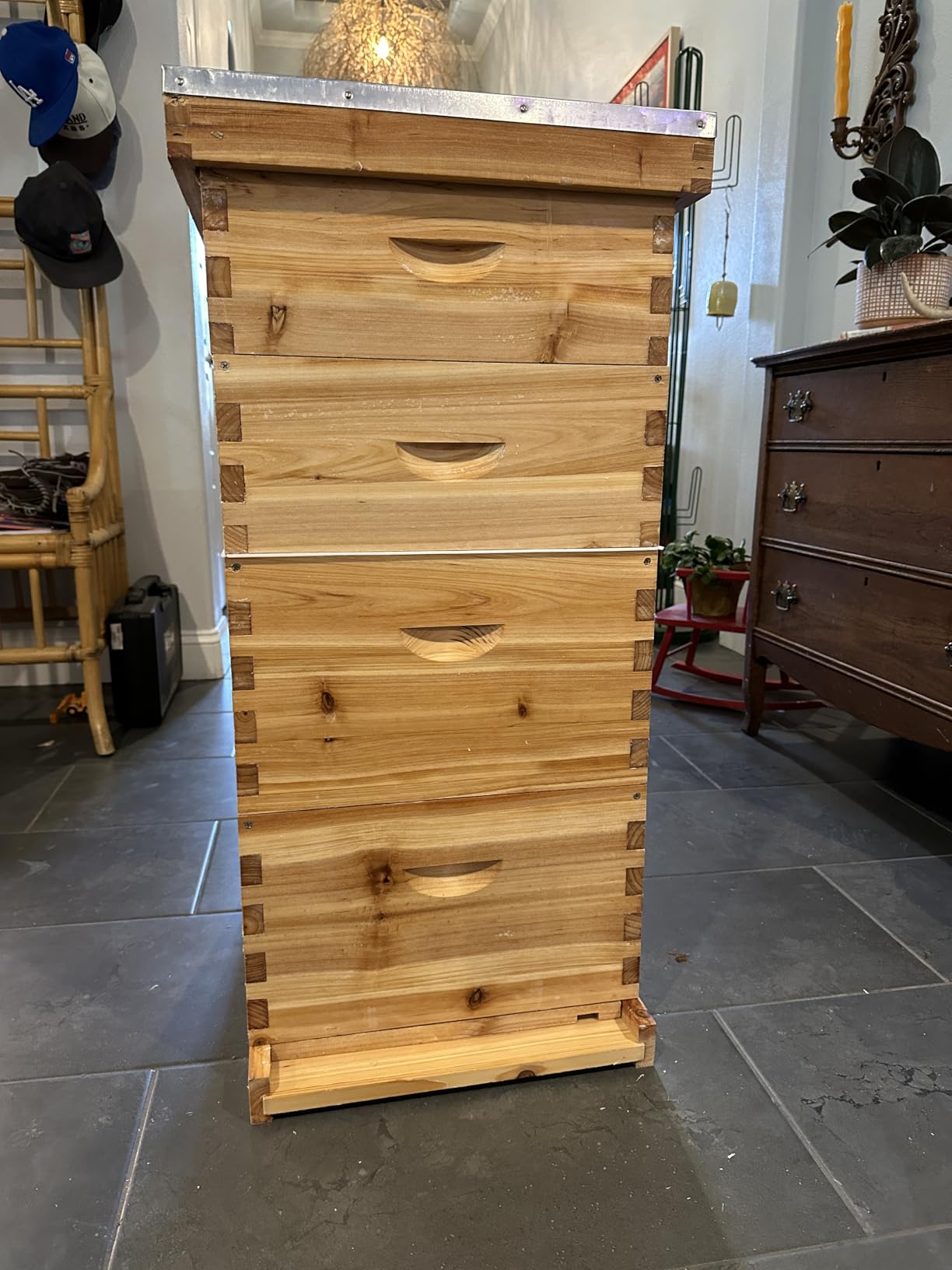 Honey Lake 10-Frame Langstroth Beehive Starter Kit, Beeswax Coated Complete Bee Hive Includes 2 Deep Brood Boxes & 2 Medium Super Bee Boxes with Beehive Frames and Foundations for Beekeepers (4 Layer) customer photo 1