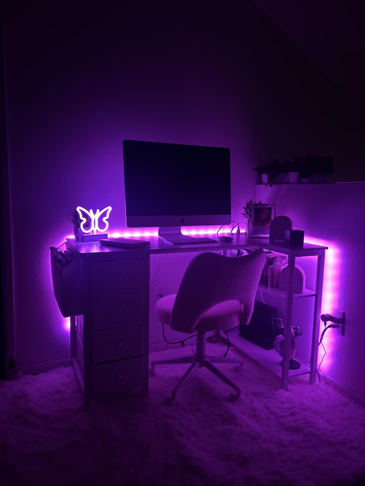 Lufeiya White L Shaped Computer Desk with Drawers & Storage Shelves, 47 Inch Corner Reversible Desk with Power Outlet for Home Office Bedroom, L-Shaped Teen PC Desks with Fabric Drawer, White customer photo 1