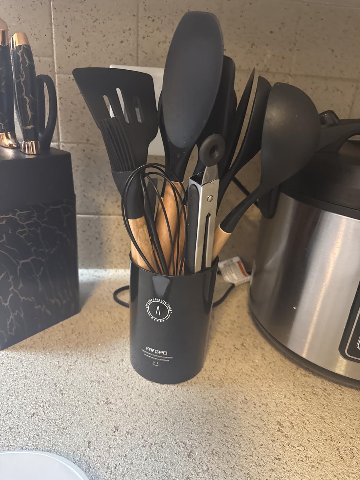 AVGPD Silicone Cooking Utensils Set, Wooden Handles, 446°F Heat Resistant Kitchen Utensil Spatula Sets, BPA FREE (Black) customer photo 1