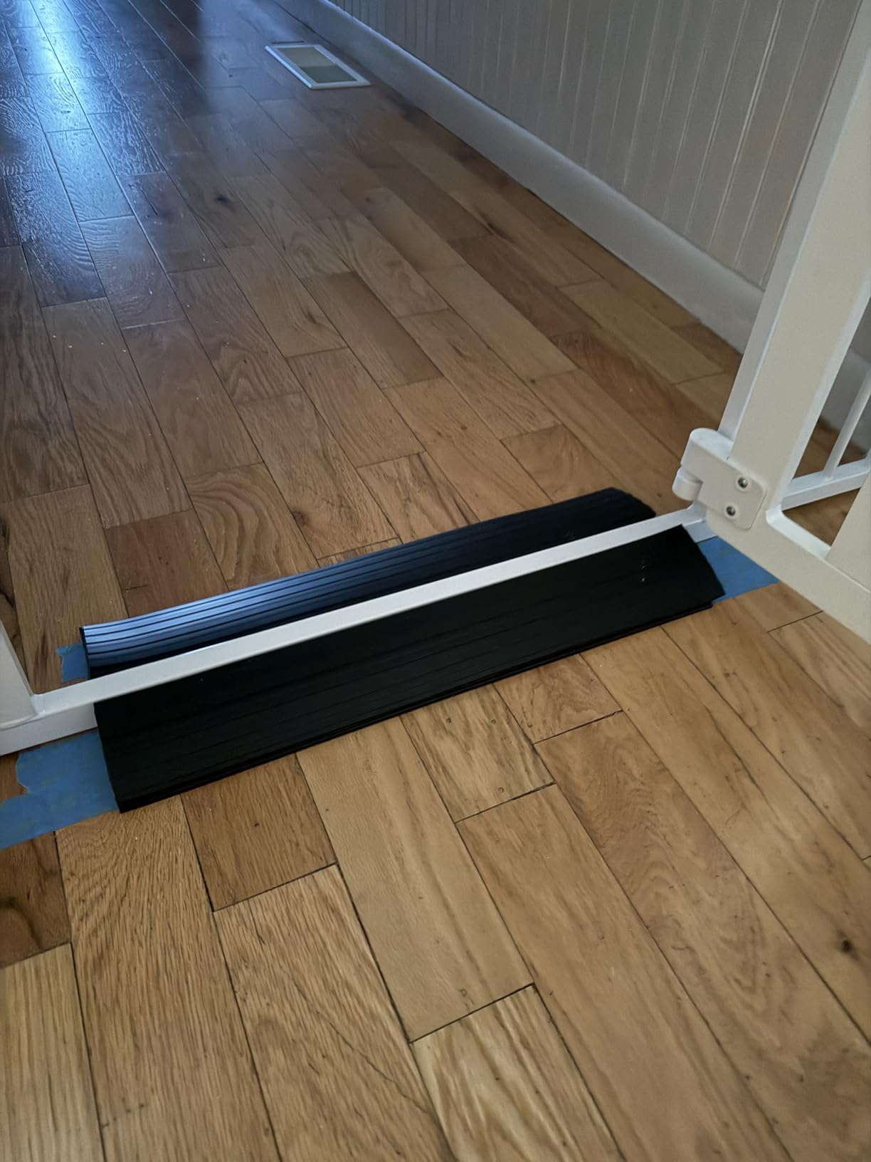 Threshold Ramps for Doorways Self-Adhesive Rubber Ramps for Door Threshold Rubber Door Threshold Ramp for Wheelchair Stroller Scooter Reducer Ramp (Black, 3