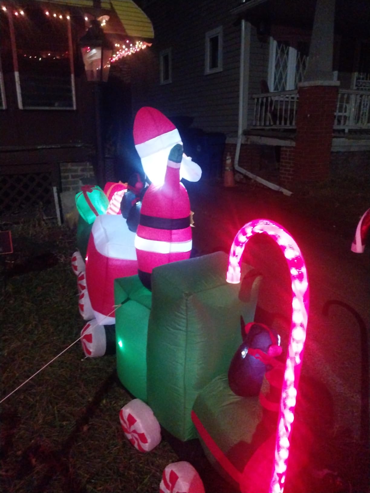 Best Choice Products 8.5 x 5ft Lighted Inflatable Christmas Train & Animated Santa, Large Outdoor Holiday Decor w/LED Lights, Penguins, Candy Cane Wheels, Gifts customer photo 1
