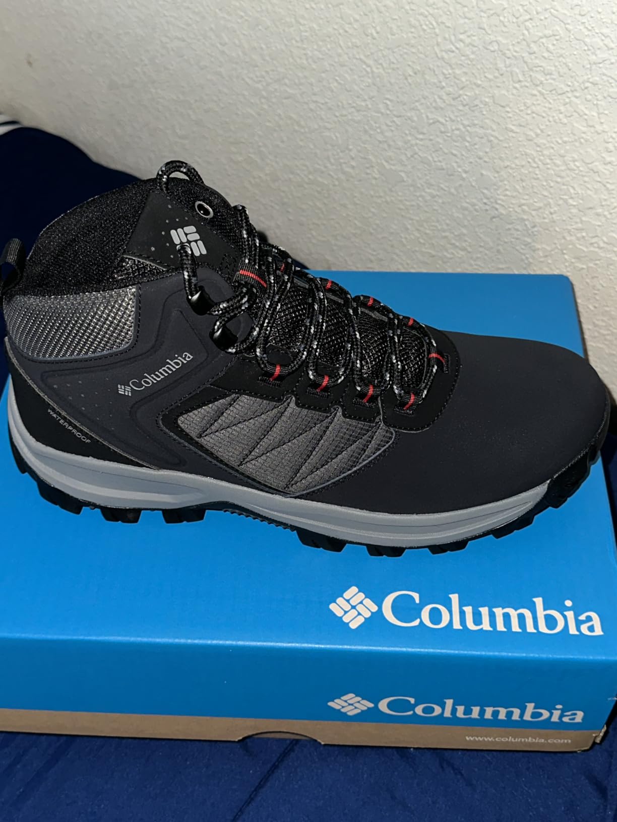Columbia Men's Transverse Waterproof Hiking Boot customer photo 2