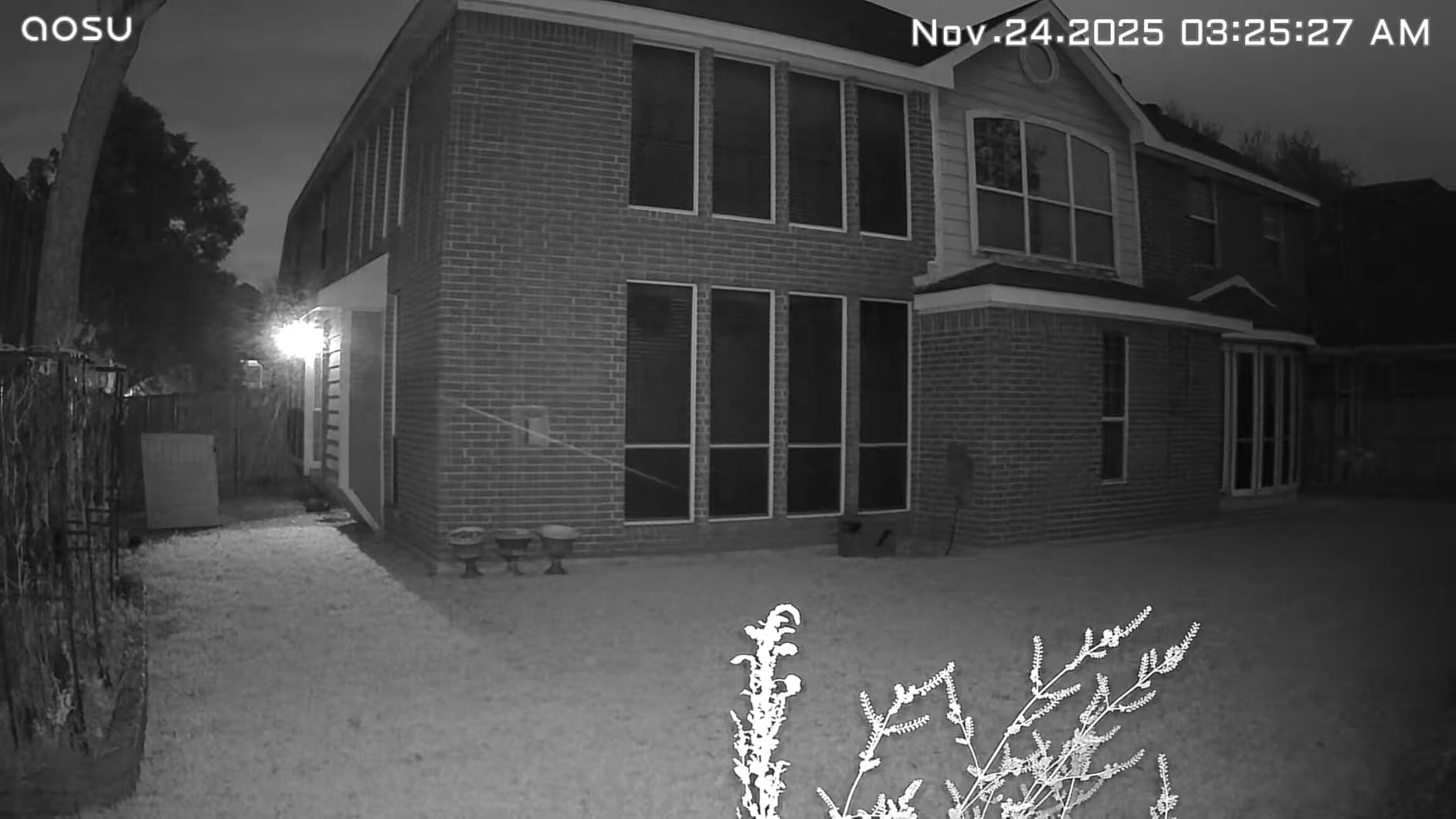 aosu Security Cameras Outdoor Wireless, 4 Cam-Kit, No Subscription Required, Solar-Powered, Home Security Cameras System with 360° Pan & Tilt, Auto Tracking, 2K Color Night Vision, Easy Setup customer photo 1
