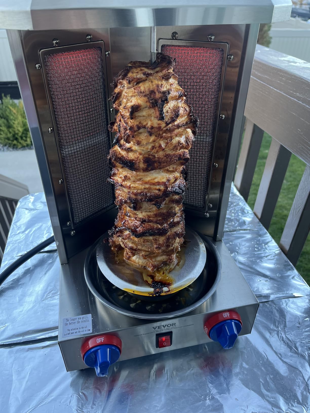 VEVOR Shawarma Grill Machine, 13 lbs Capacity, Chicken Shawarma Cooker Machine with 2 Burners, Gas Vertical Broiler Gyro Rotisserie Oven Doner Kebab Machine, for Home Restaurant Kitchen Parties customer photo 1