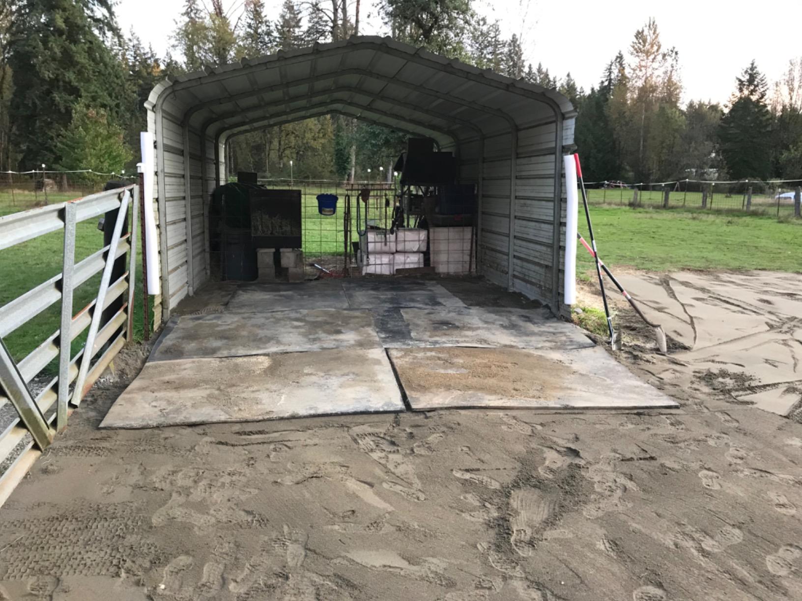 Original EZGrip Mat Movers - Proudly Made in The USA - Designed to Make Moving Heavy Stall Mats Easier, Single Mover customer photo 2