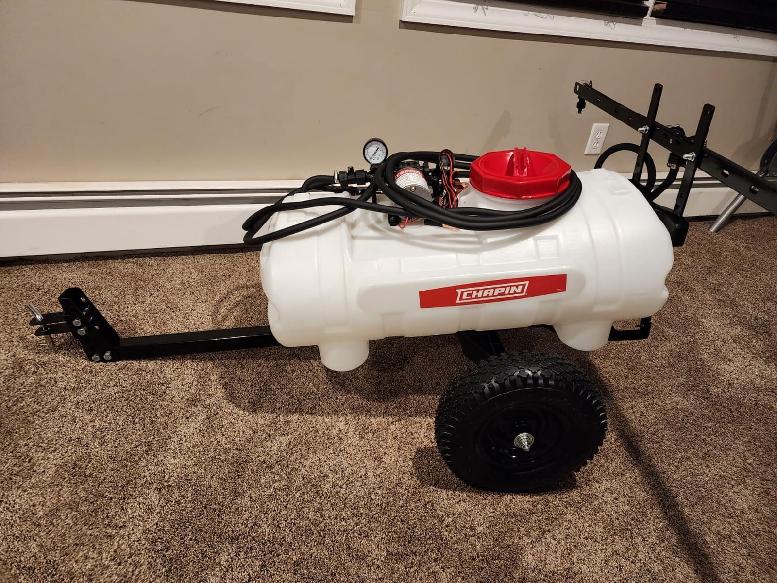 Chapin 97714: Made in The USA 25-Gallon Tow-Behind 2.5GPM/12V EZ Mount Deluxe Multi-Purpose ATV/UTV Tank Sprayer for Lawn & Garden, Farm & Acreage, Weed Control, w/ 2-Nozzle Spray Boom Attachment customer photo 2