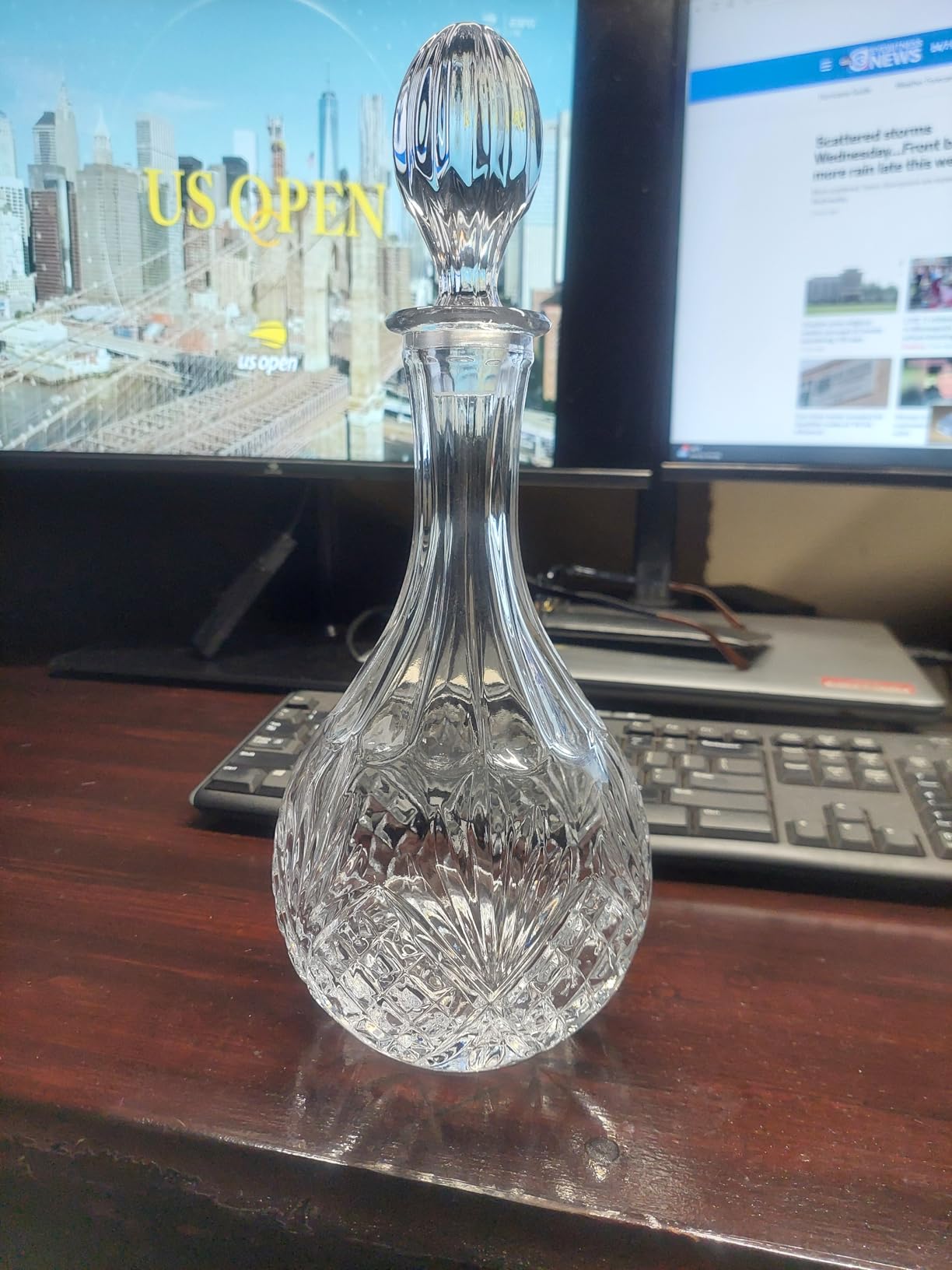 Godinger Wine Decanter, Whiskey Decanter, Dublin Crystal Collection customer photo 2