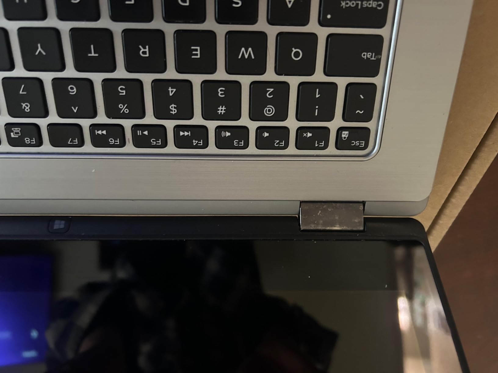 Dell Inspiron 14 7440 2-in-1 Laptop (14