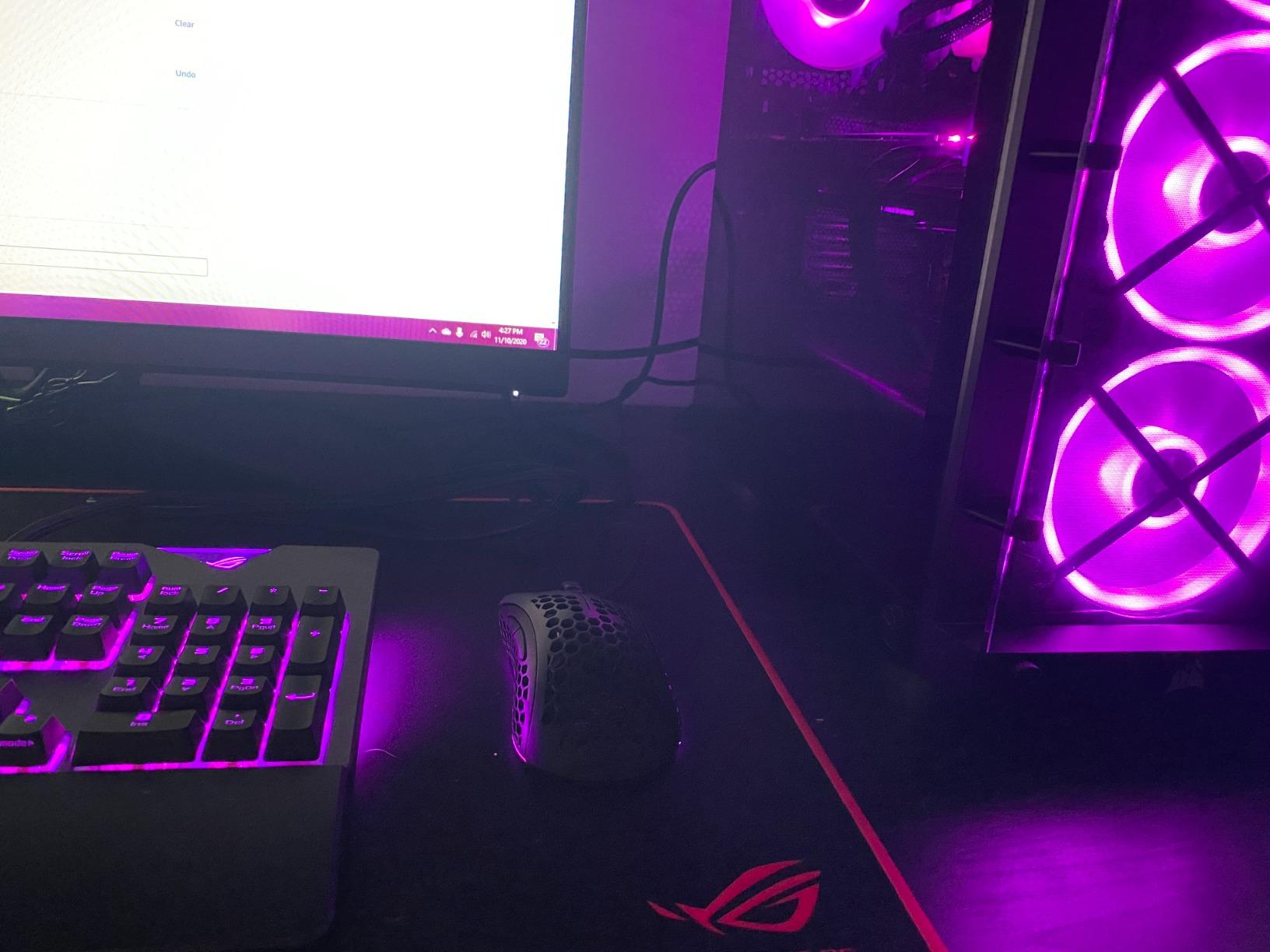 Gwolves Skoll Mini SK-S Black 50g Ultralight Weight Honeycomb Design Ergonomic Gaming Mouse with 3389 Sensor - PTFE Skates - 16,000DPI - Detachable Cable (Black) (Small) customer photo 2