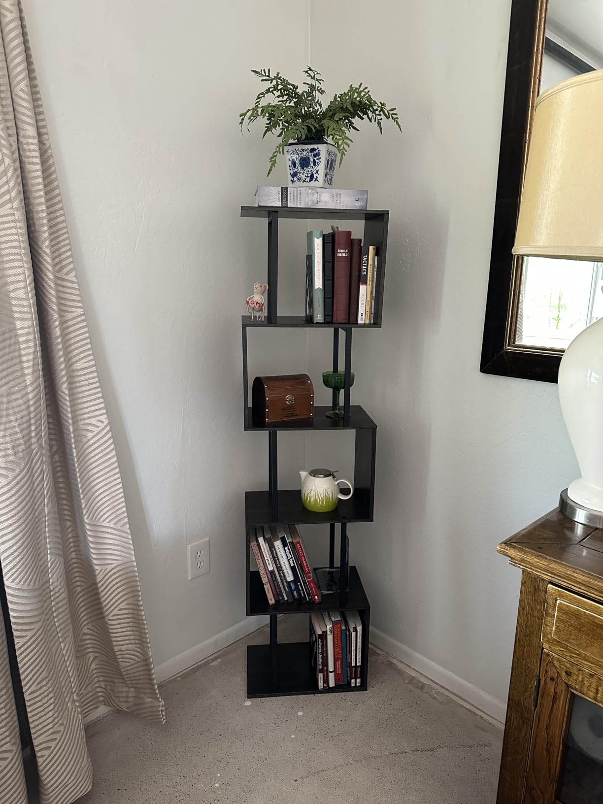 Furologee 6 Tier Bookshelf, Tall S Shaped Geometric Bookcase, Modern Display Shelf Standing Unit, Wood Metal Decorative Divider Rack for Living Room Bedroom Office, Rustic Brown customer photo 2