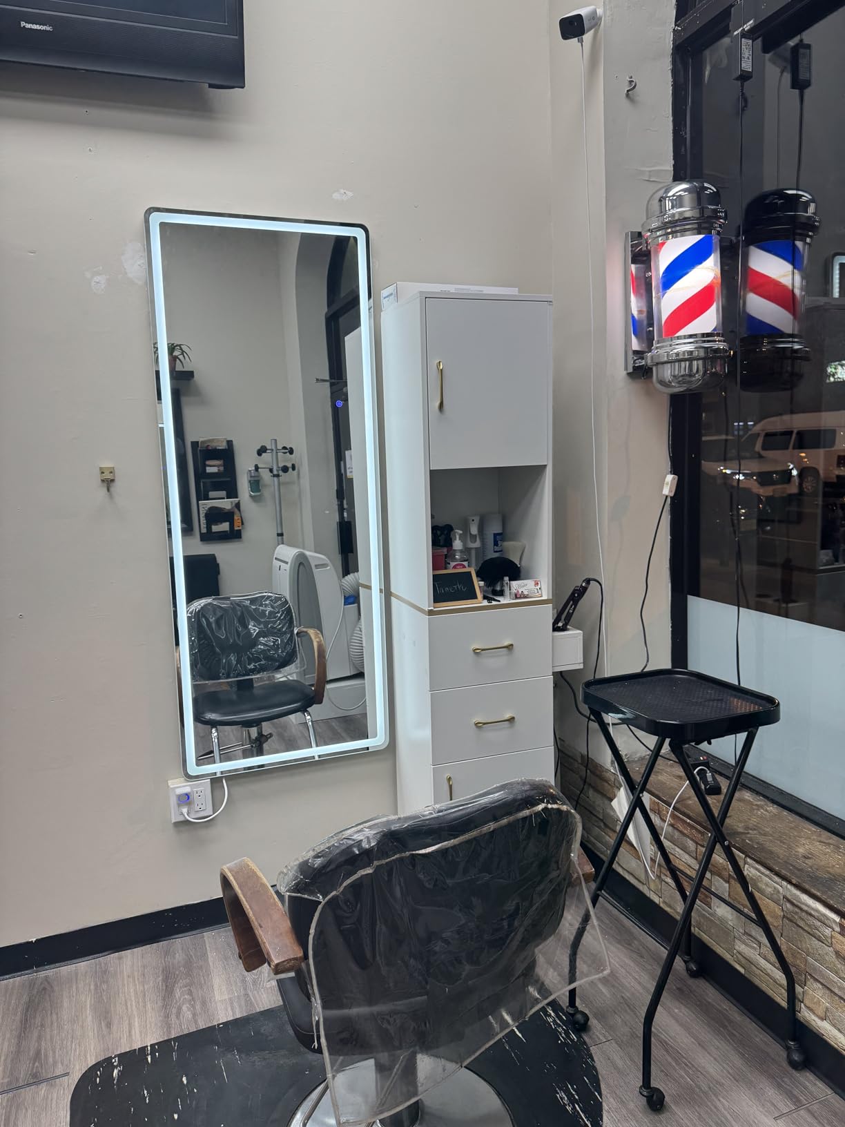 OmySalon Salon Stations for Hair Stylist, Barber Station Hair Salon Station, Beauty Salon Spa Equipment with 2 Drawers, 2 Storage Cabinet, 6 Hair Dryer Holders for Hair Styling, Black Gold customer photo 2