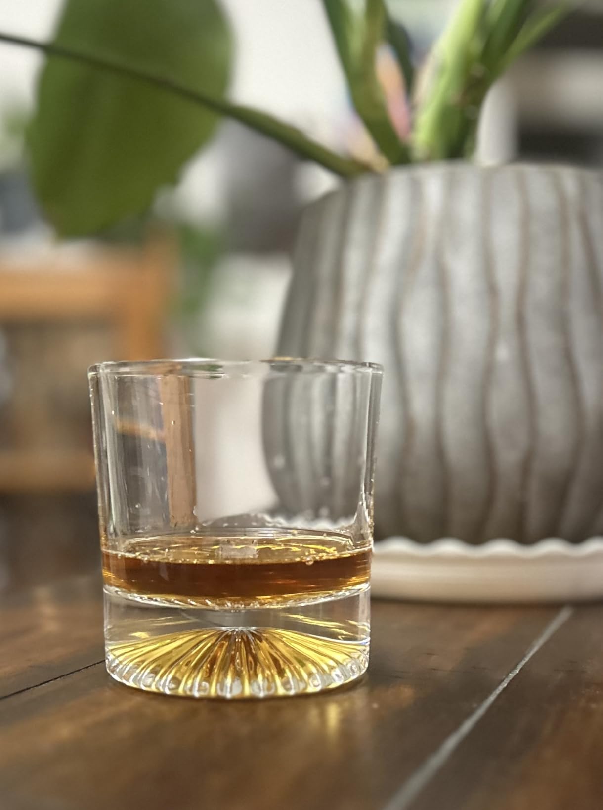 GLORAMA Premium Old Fashioned Whiskey Glasses with Heavy Bottom - Vintage Bar Drinkware for a Cocktail, Bourbon, or Scotch - Durable Crystal Rocks Glass - Set of 4, 10 oz customer photo 2
