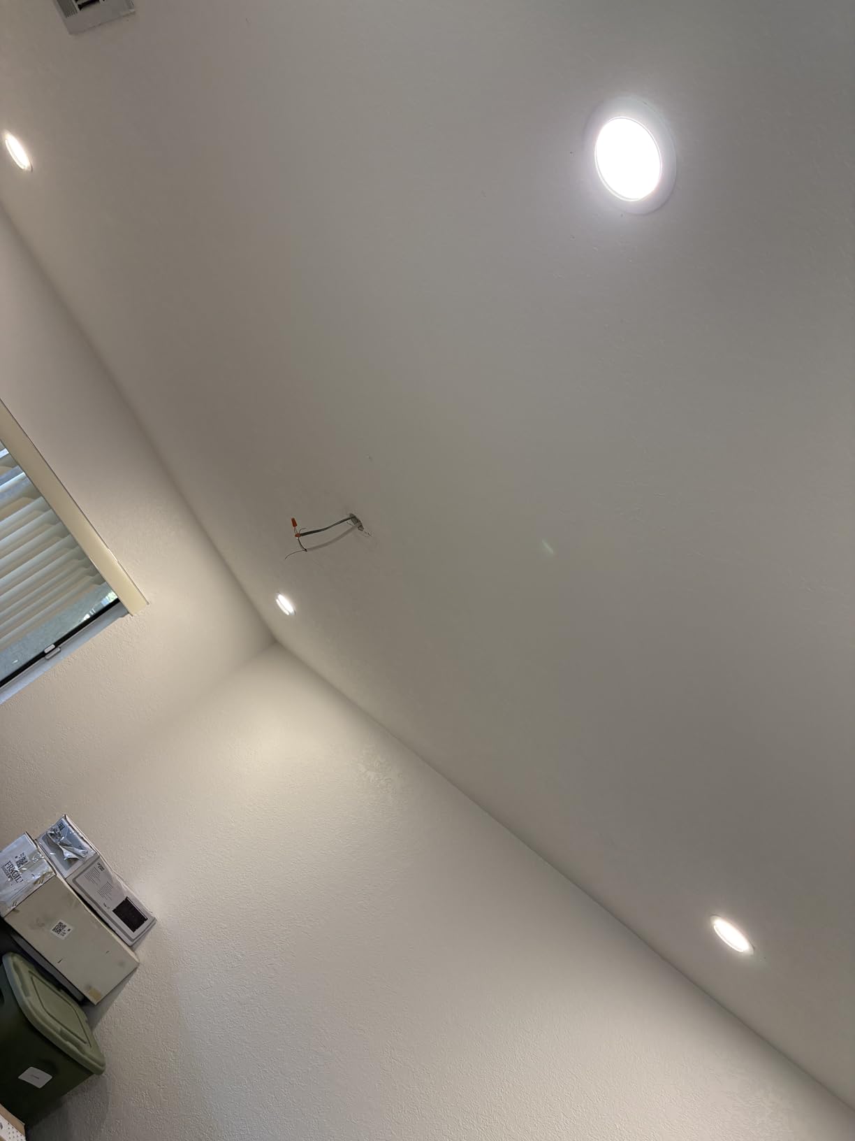 DAMINY 12 Pack 6 Inch LED Recessed Lighting with Junction Box,5CCT,Ultra-Thin Recessed Light,10W 1100LM, Dimmable Canless Wafer Ceiling Light, High Brightness customer photo 1