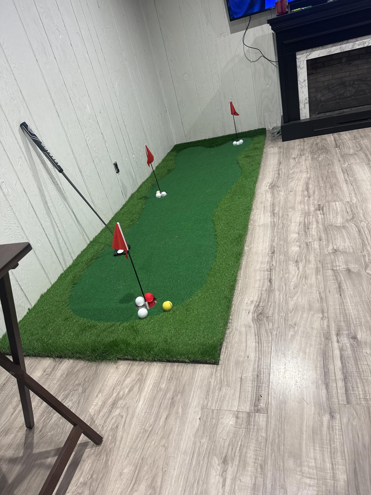 Tangkula 10 FT Golf Putting Green, Large Professional Golf Training Mat with Realistic Artificial Grass Turf, 3 Holes, 3 Flags and Cups for Indoor Outdoor Putting Practice customer photo 1