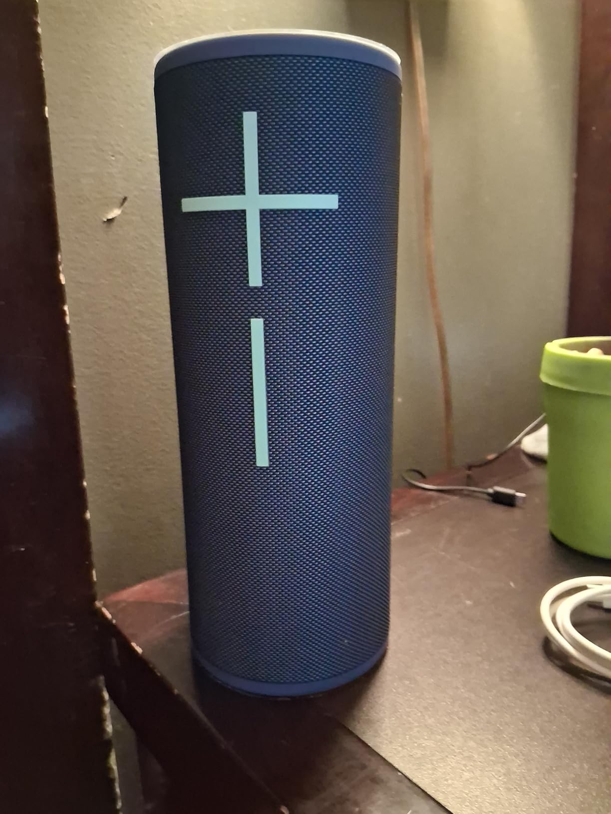 Ultimate Ears MEGABOOM 4 Waterproof Bluetooth Speaker - Lilac customer photo 1