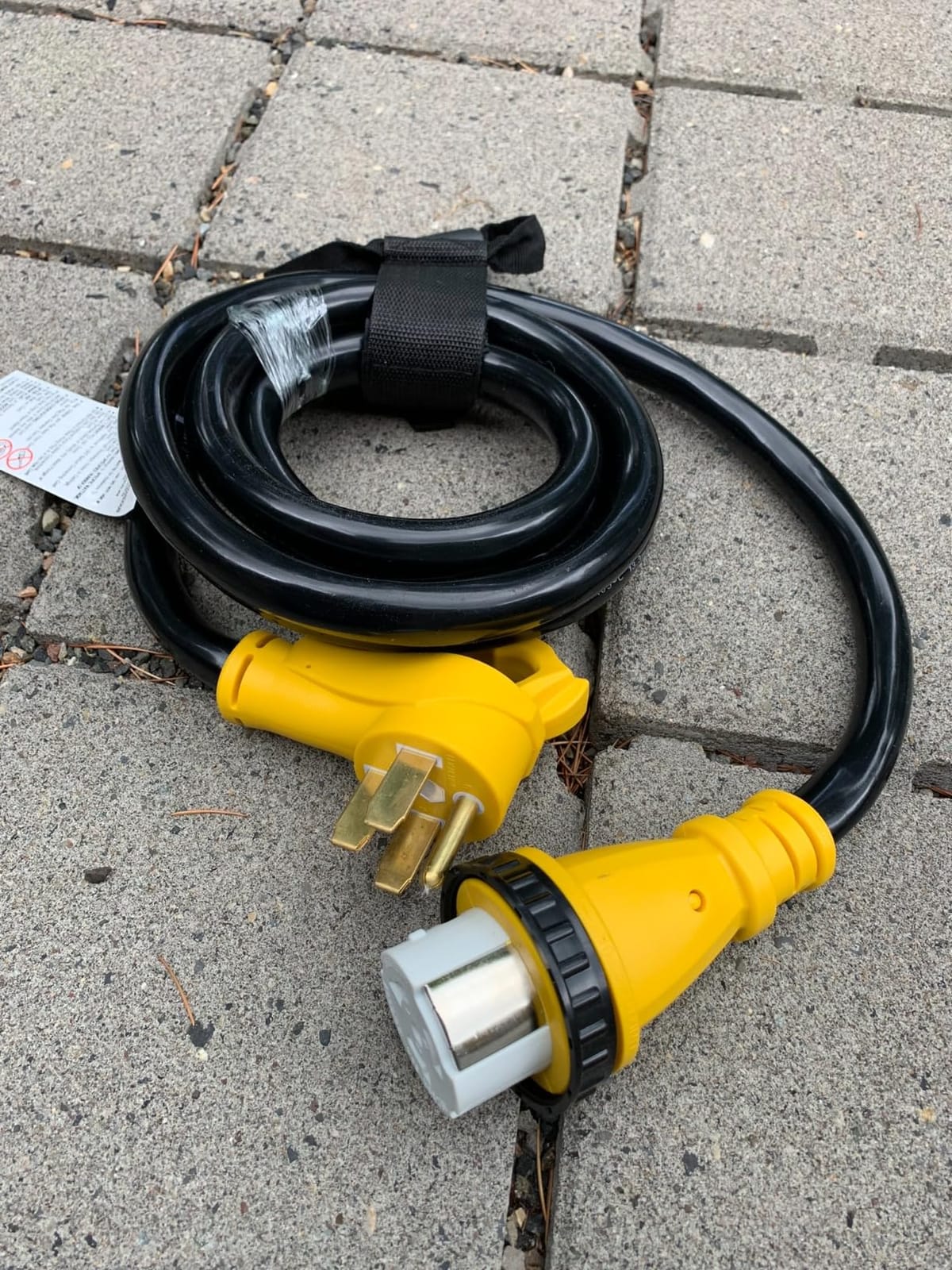 PlugSaf 50 Amp Generator Cord, 25FT 50 Amp RV Extension Cord 14-50P/SS2-50R | 25 FT NEMA 14-50P/SS2-50R 50 Amp RV Cord 4 Prong Yellow with Twist Lock, Heavy Duty STW 50A Generator Cord RV Camper & House customer photo 2
