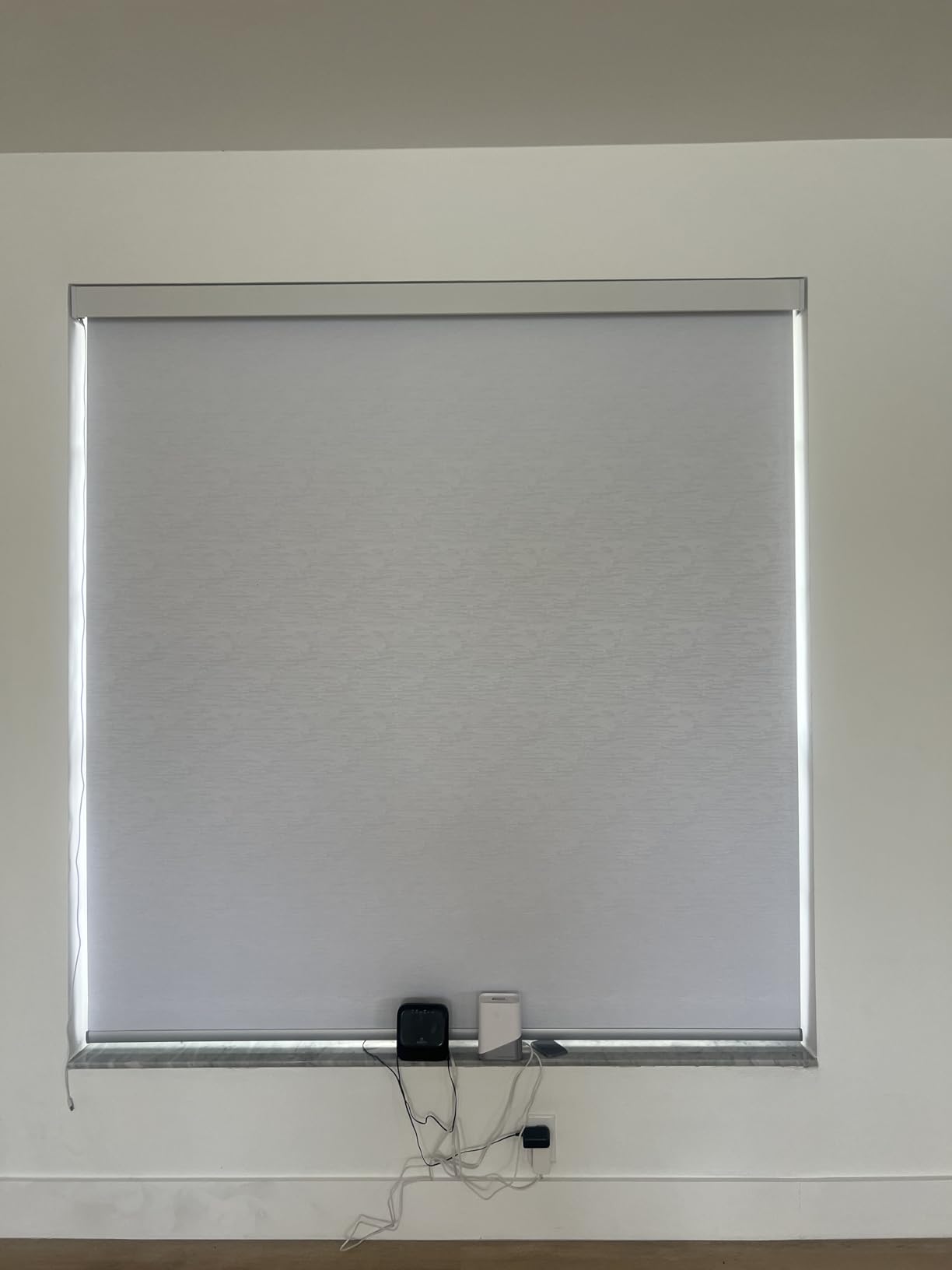 Bringnox Motorized Blinds with Remote, 100% Blackout, Voice Controlled | Compatible with Apple Home, Alexa, and Google. Whisper quiet motorized shades designed for bedrooms and living rooms. customer photo 2