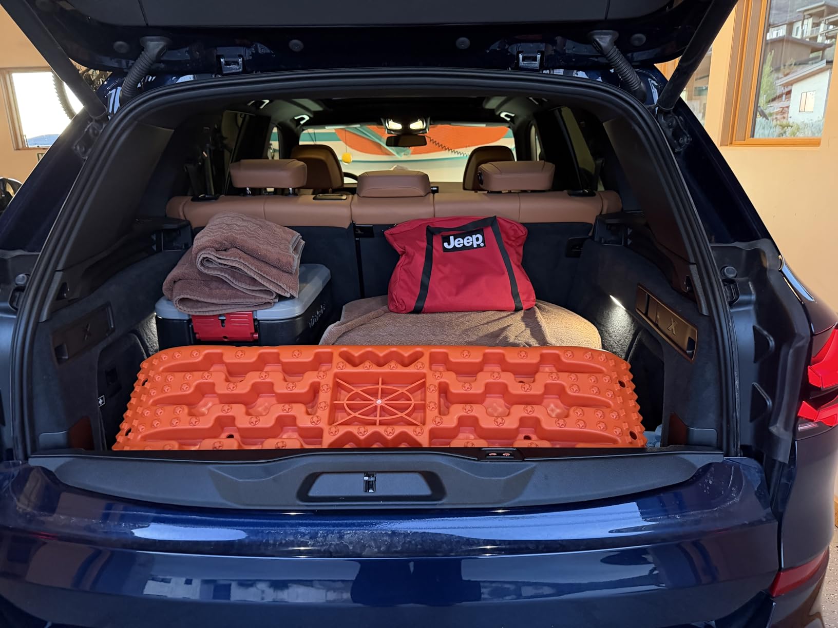 Off-Road Traction Boards with Jack Base, Heavy-Duty Recovery Tracks for 4x4, Truck, Jeep, SUV (Large) customer photo 2