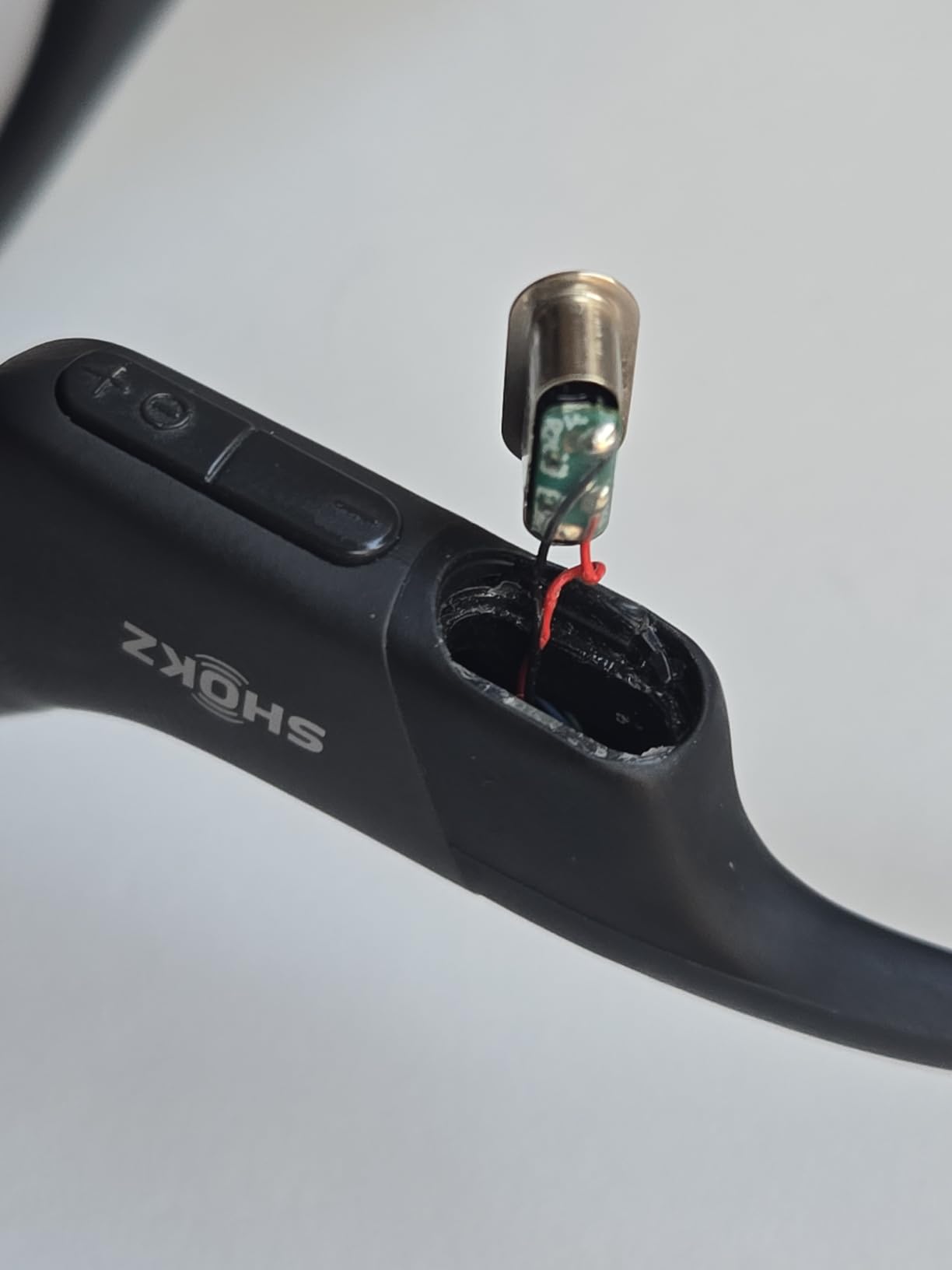 SHOKZ OpenRun Mini Bone Conduction Headphones, Black, USB-C Charging | Bundle with Sweat Headband; Open ear comfort; Lightweight & Secure fit; IP67 water resistance; 8H battery; Running/Cycling customer photo 2