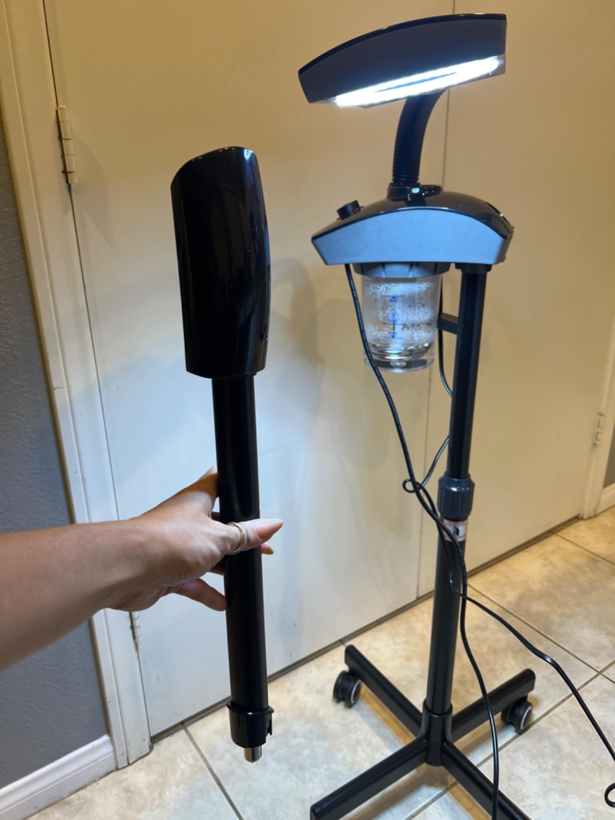 TASALON Professional Ionic Facial Steamer, 2-in-1 Face Steamer for Facial with 5X Magnifying Foldable Arm, Mist Face Steamer Salon Spa Beauty Skin Care Equipment, Aroma Therapy Nozzle Included - Black customer photo 2