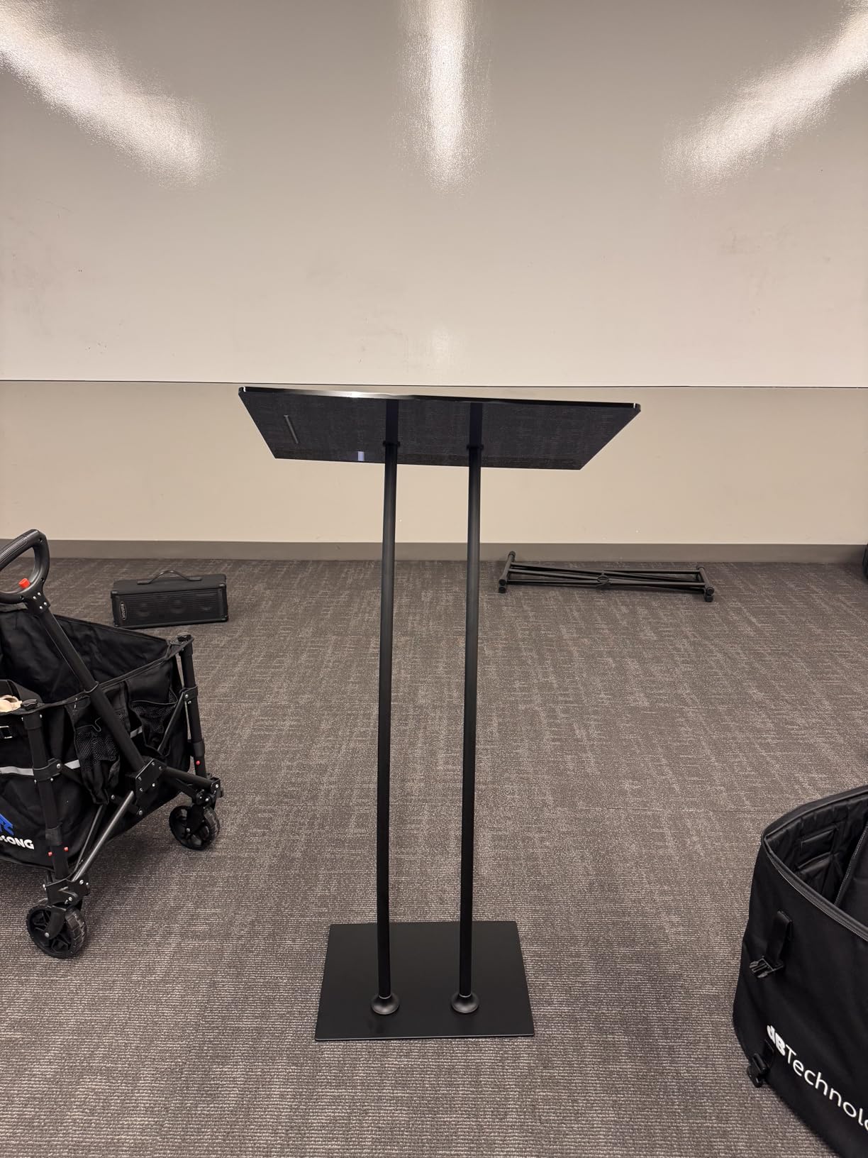 Acrylic Podium Lectern with Iron Stable Bottom, Pulpits for Churches with 10MM Thickened Acrylic Countertop, Multi Function Pulpit for Modern Classroom Music Concert Wedding Conference Event customer photo 2