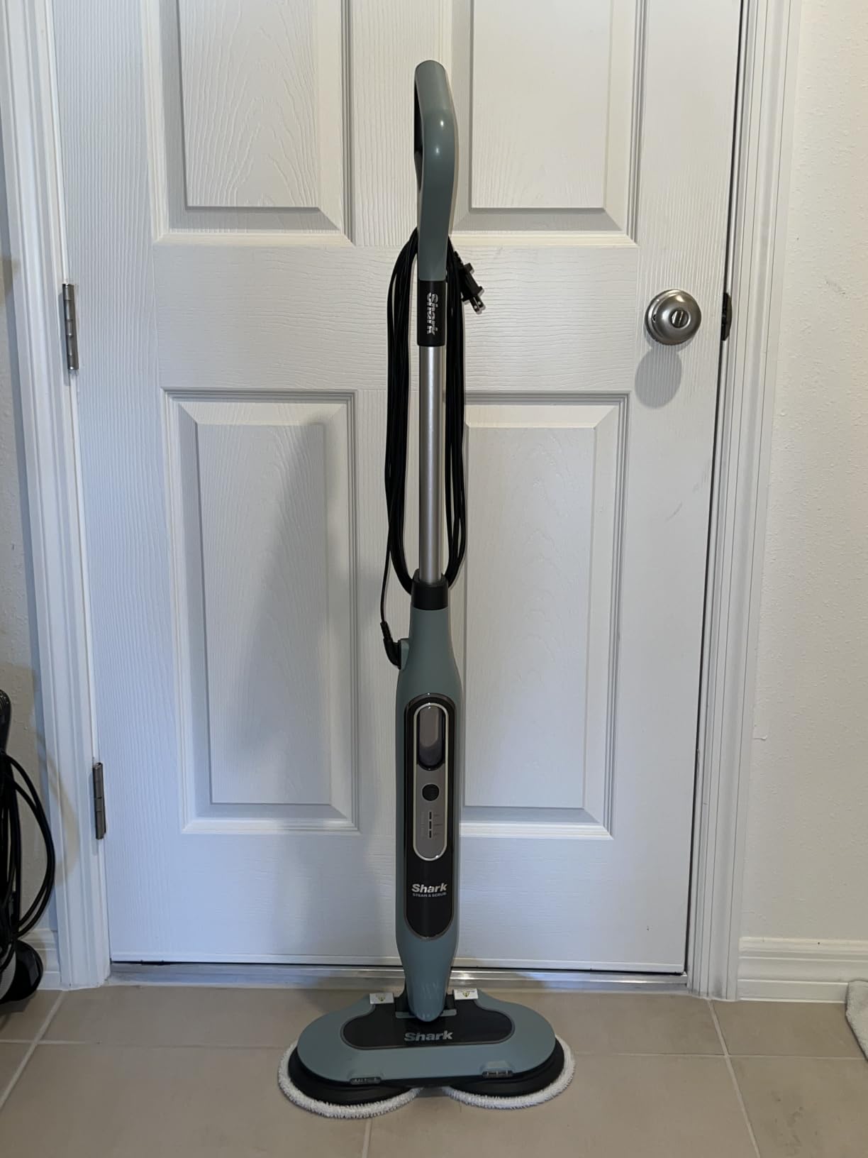 Shark Steam & Scrub Steam Mop, All-in-One Scrubbing and Sanitizing Hard Floor Cleaner, LED Headlights, 4 Dirt Grip Soft Scrub Pads Included, XL Water Tank, Swivel Steering, Hawaiian Grey, S8001 customer photo 1